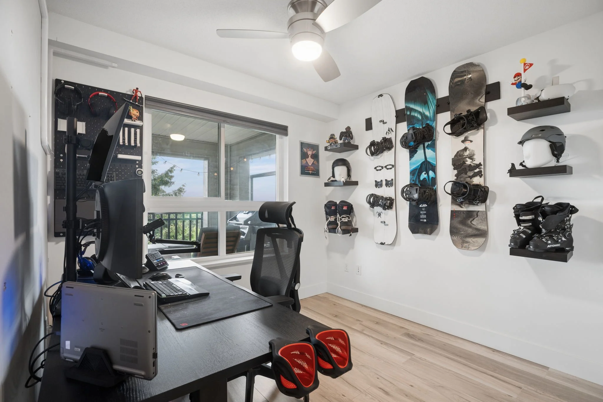 23-web-or-mls-202-3082 Dayanee Springs Blvd_023.jpg