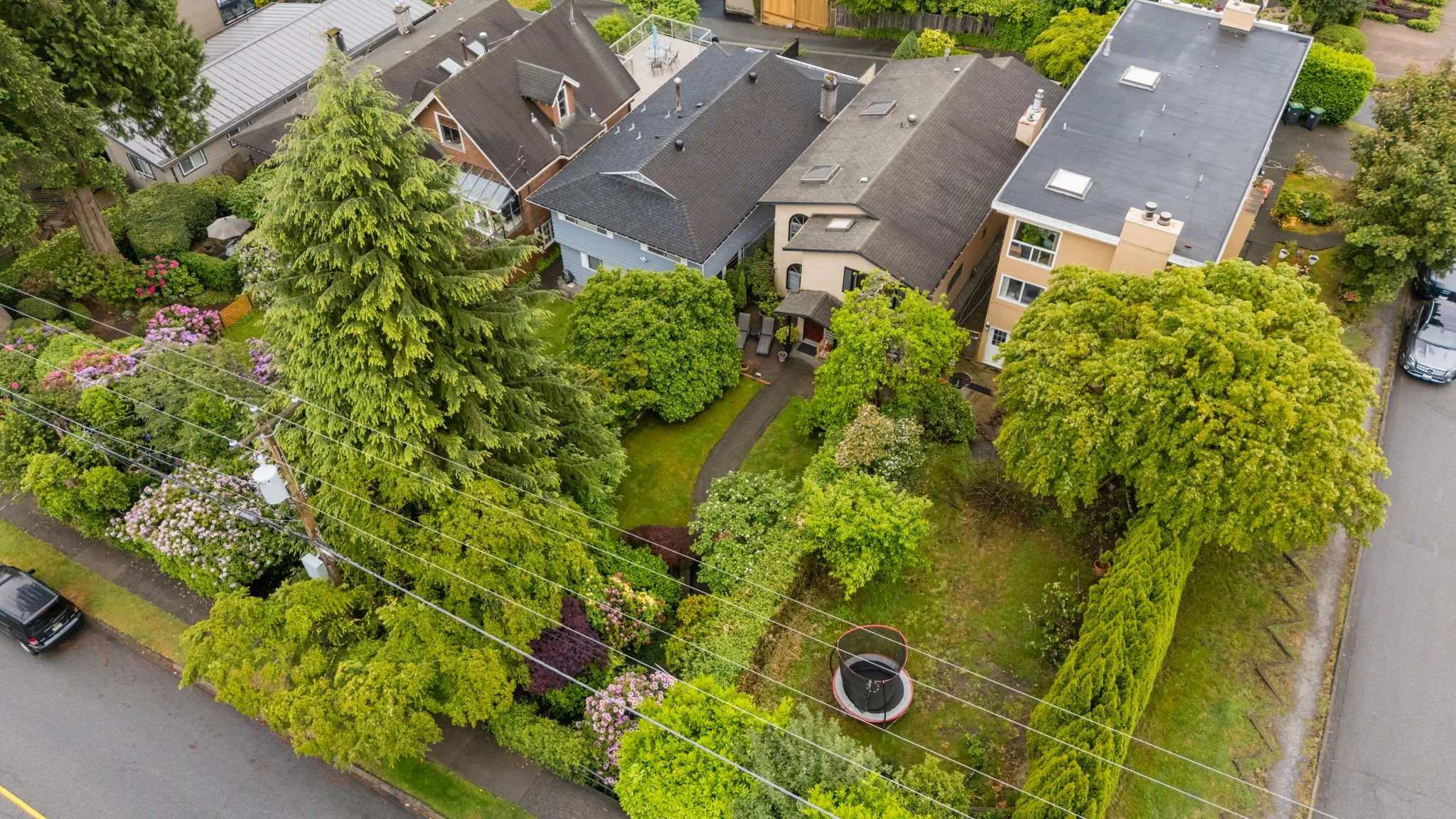 51-web-or-mls-3491 St George Ave_051.jpg