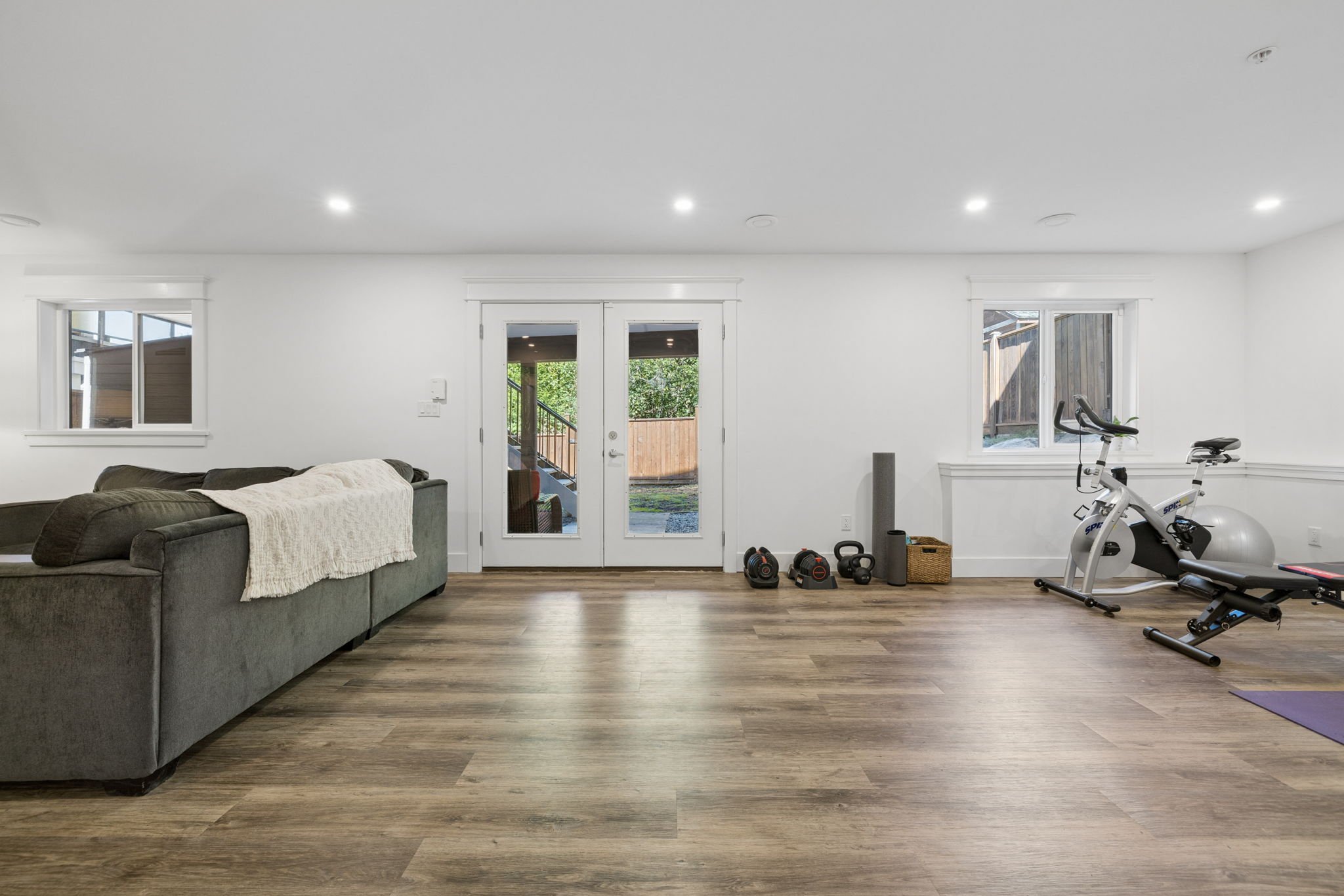 48-web-or-mls-24371104Ave_048.jpg