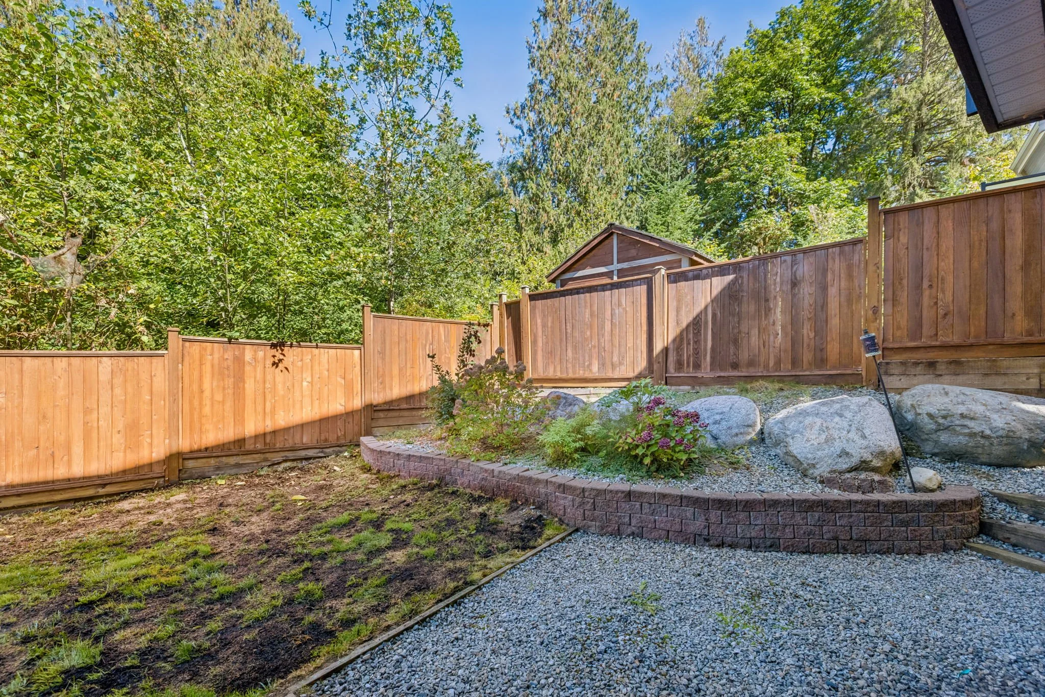 51-web-or-mls-24371104Ave_051.jpg