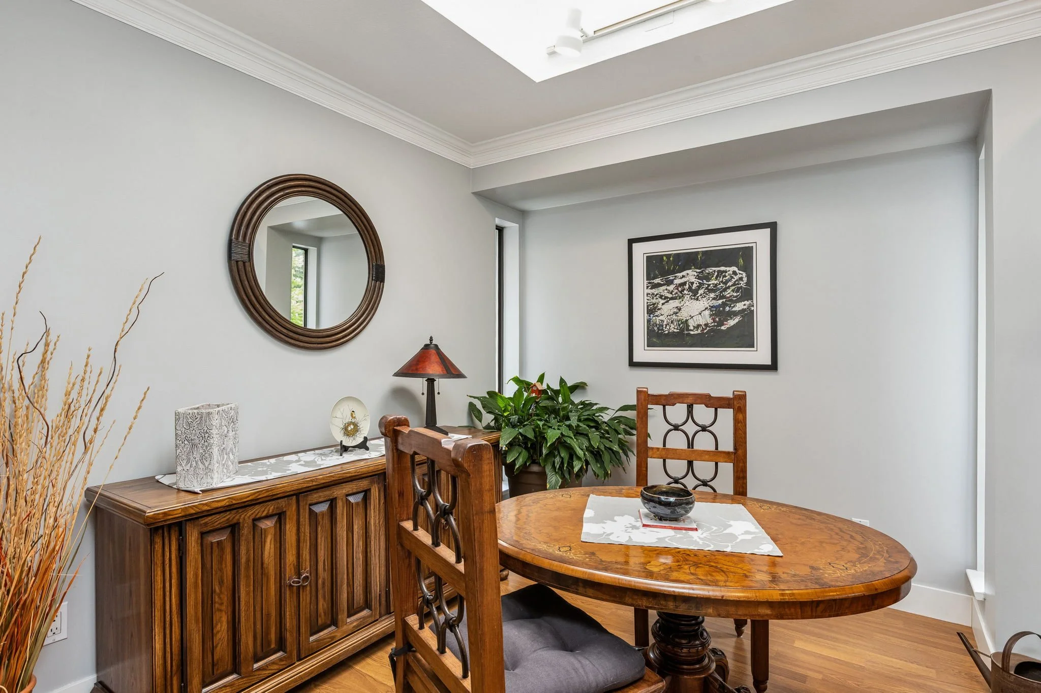 24-web-or-mls-3491 St George Ave_024.jpg