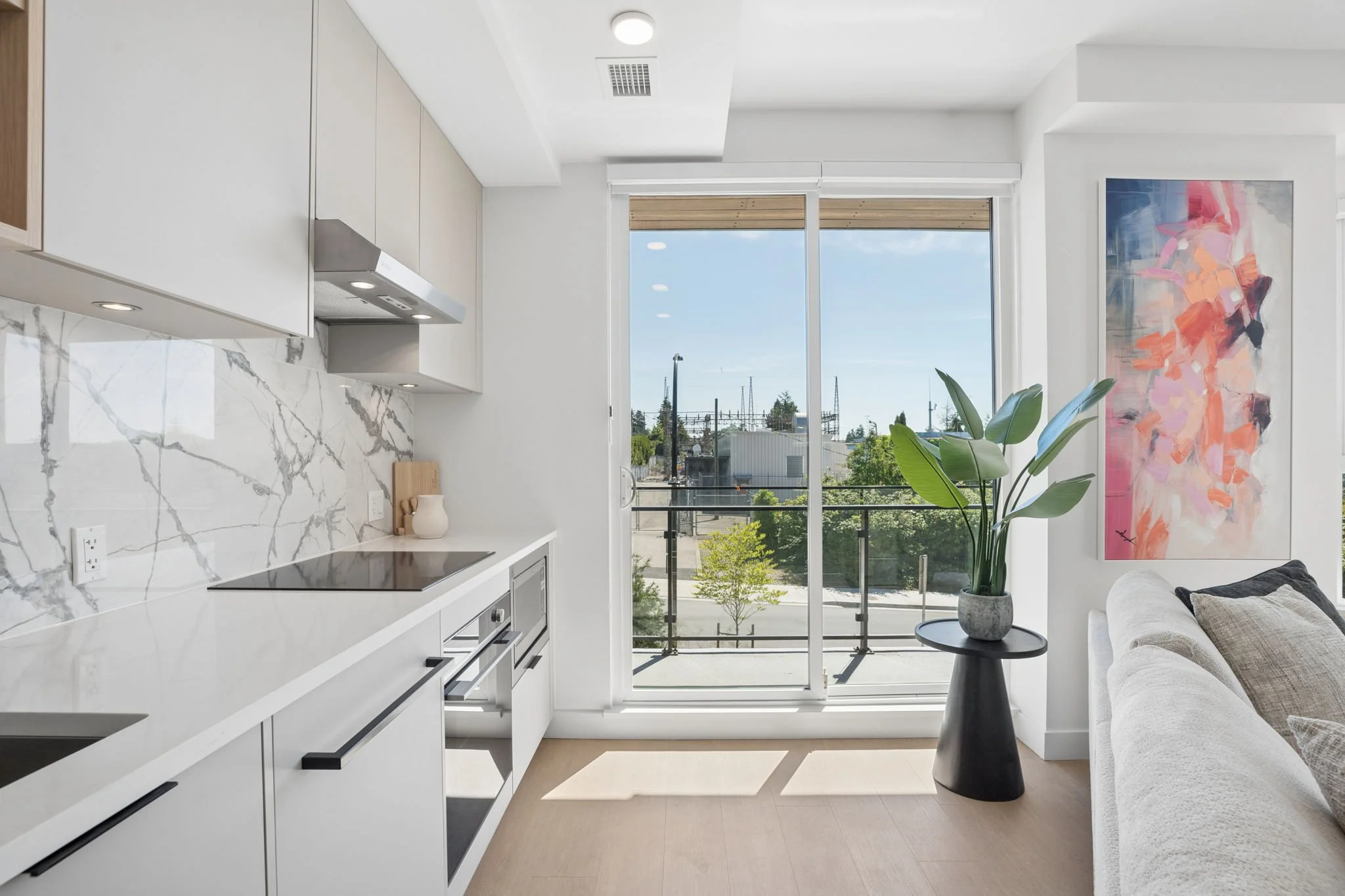 28-web-or-mls-204-333 St Davids Ave_028.jpg