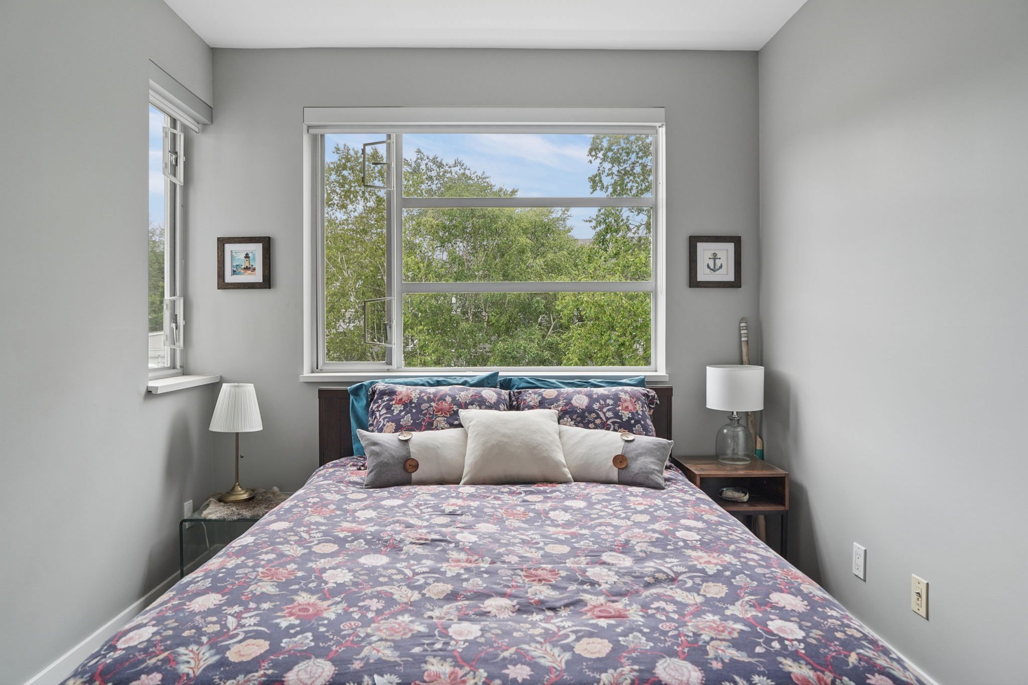 31-web-or-mls-311-2020 E Kent Ave_031.jpg