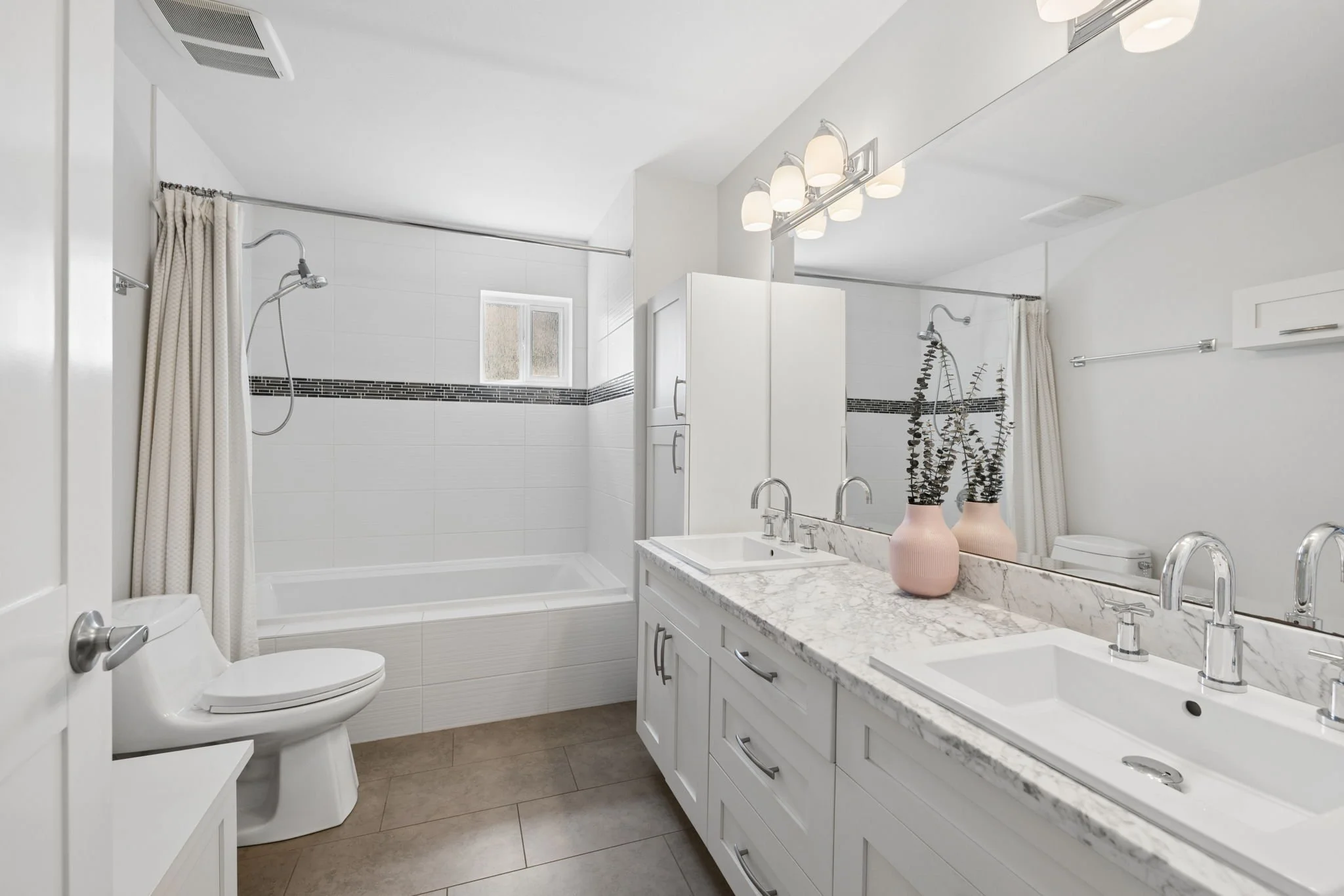 29-web-or-mls-24371104Ave_029.jpg