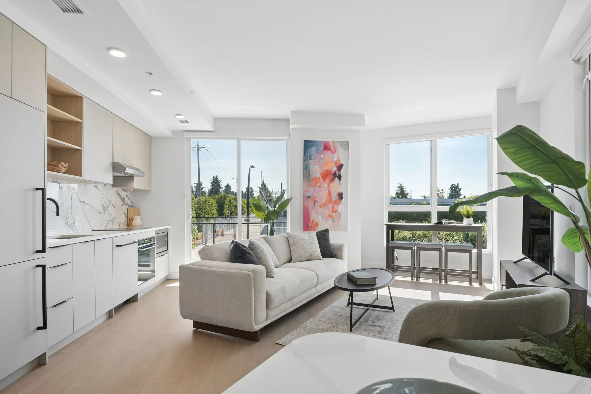 19-web-or-mls-204-333 St Davids Ave_019.jpg