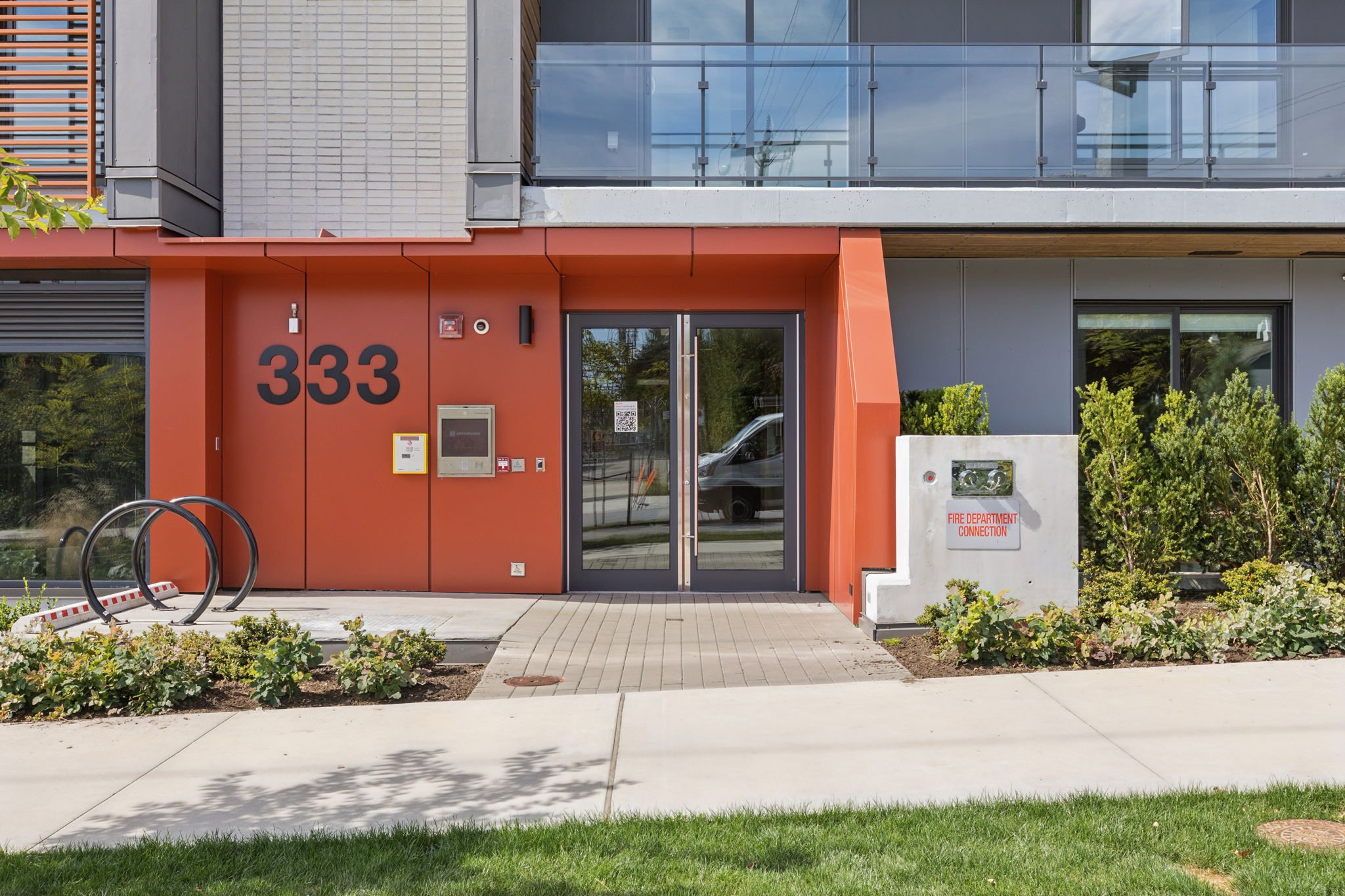 10-web-or-mls-303-333StDavids_010.jpg
