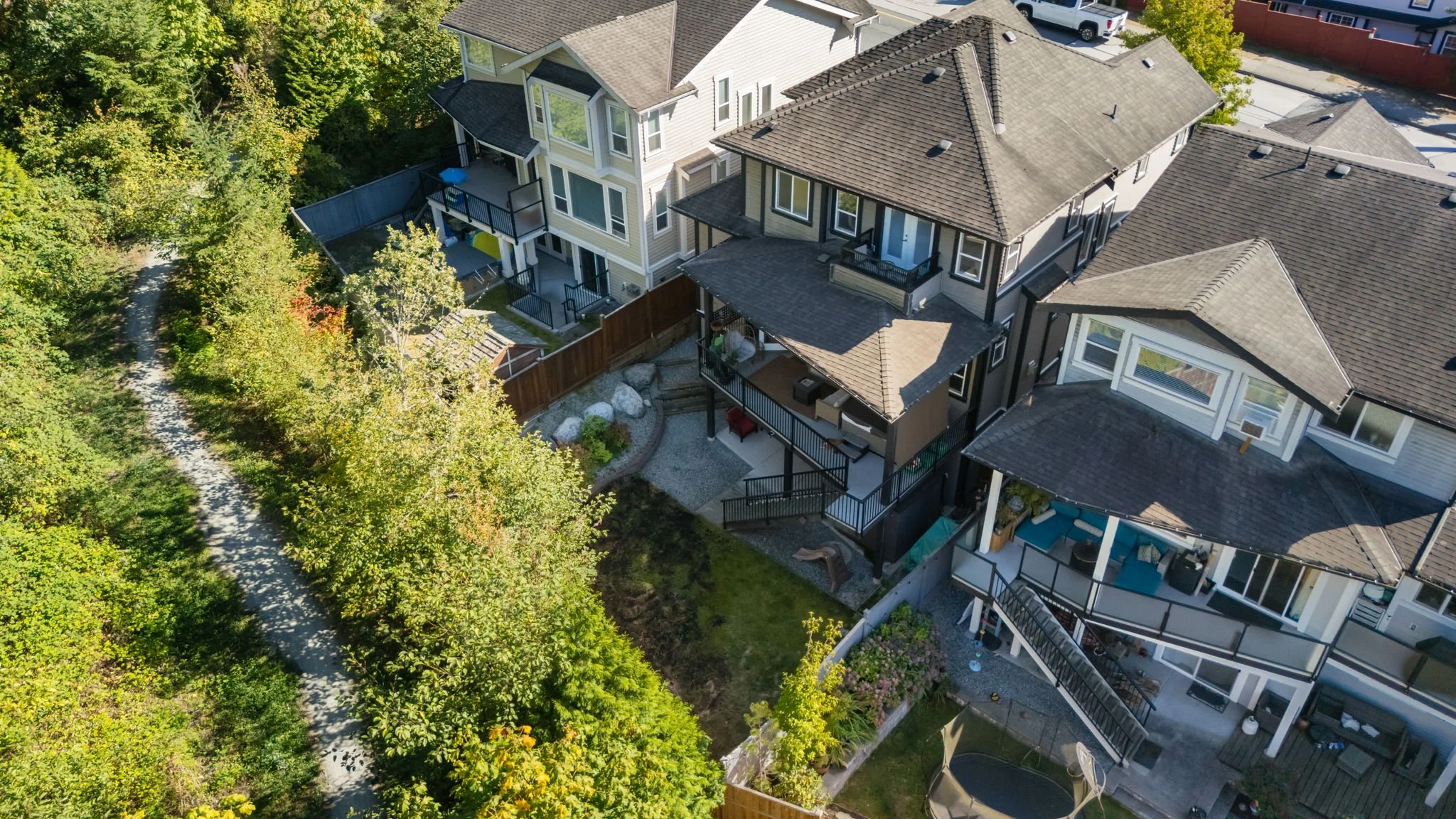 65-web-or-mls-24371104Ave_065.jpg