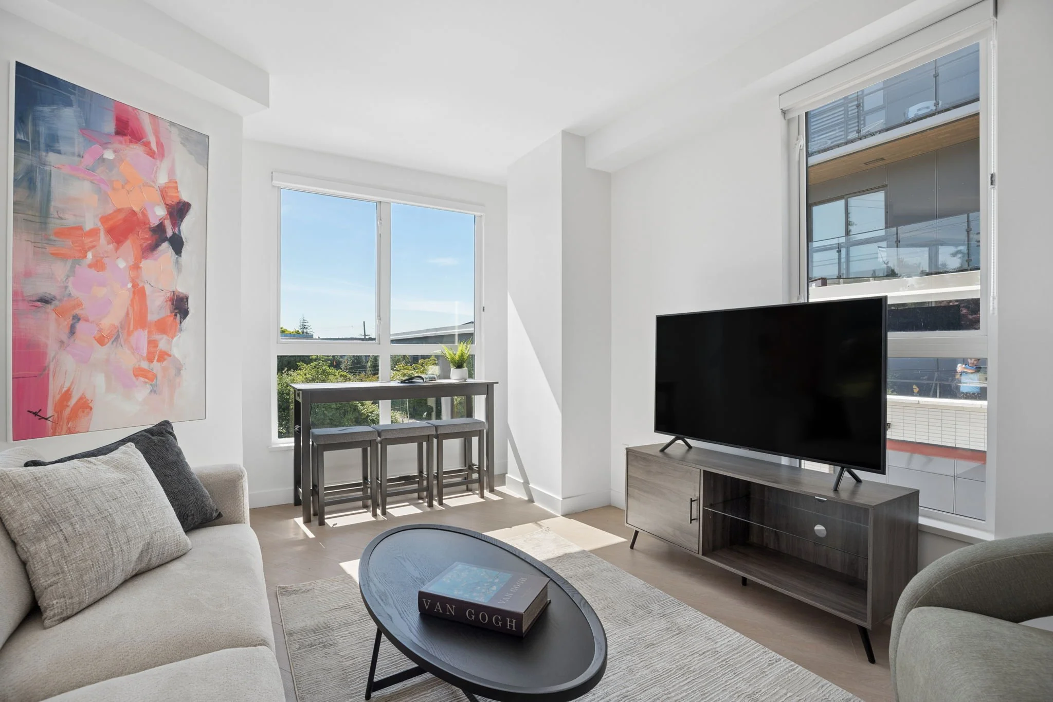 10-web-or-mls-204-333 St Davids Ave_010.jpg