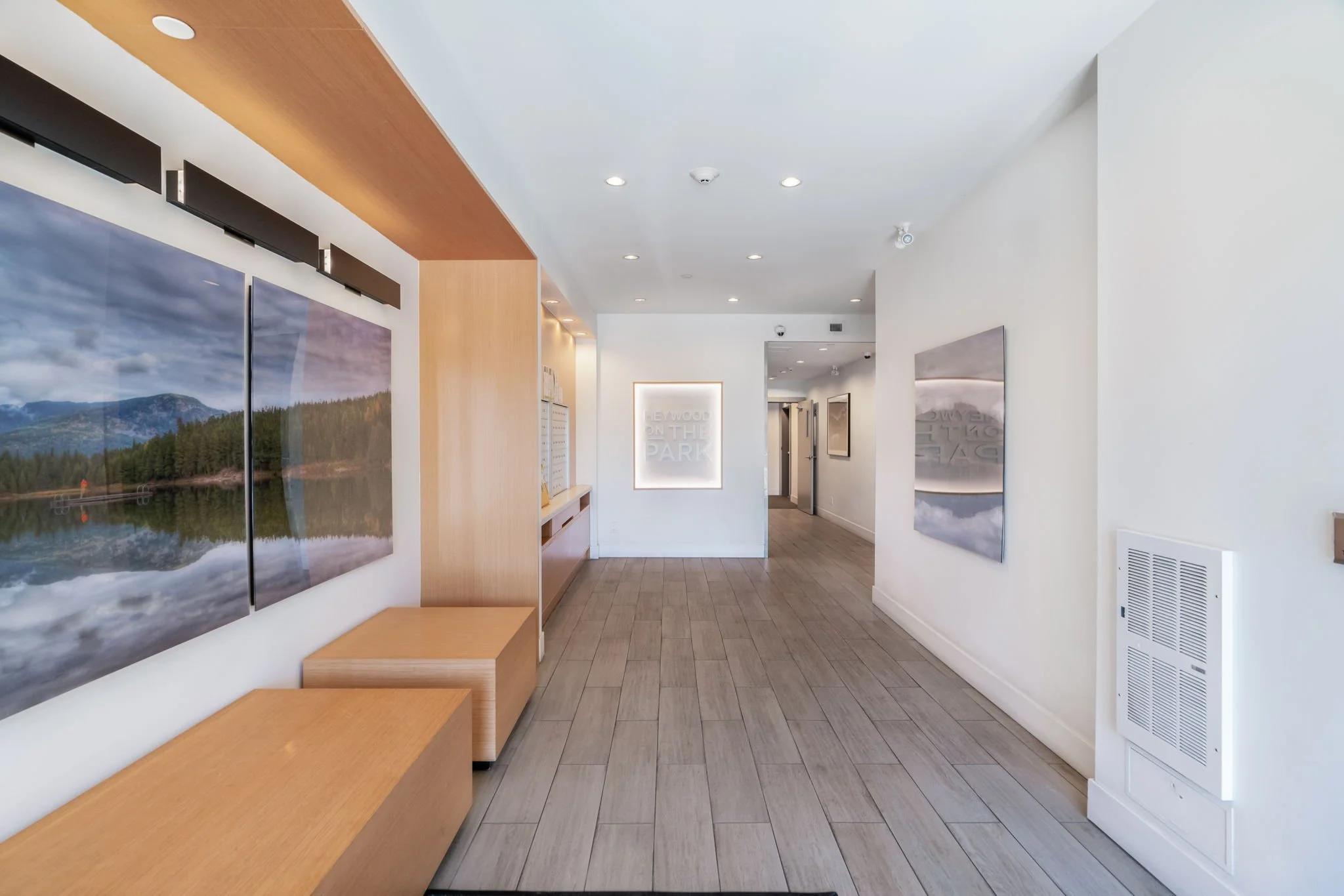6-web-or-mls-204-1621 Hamilton Ave_006.jpg