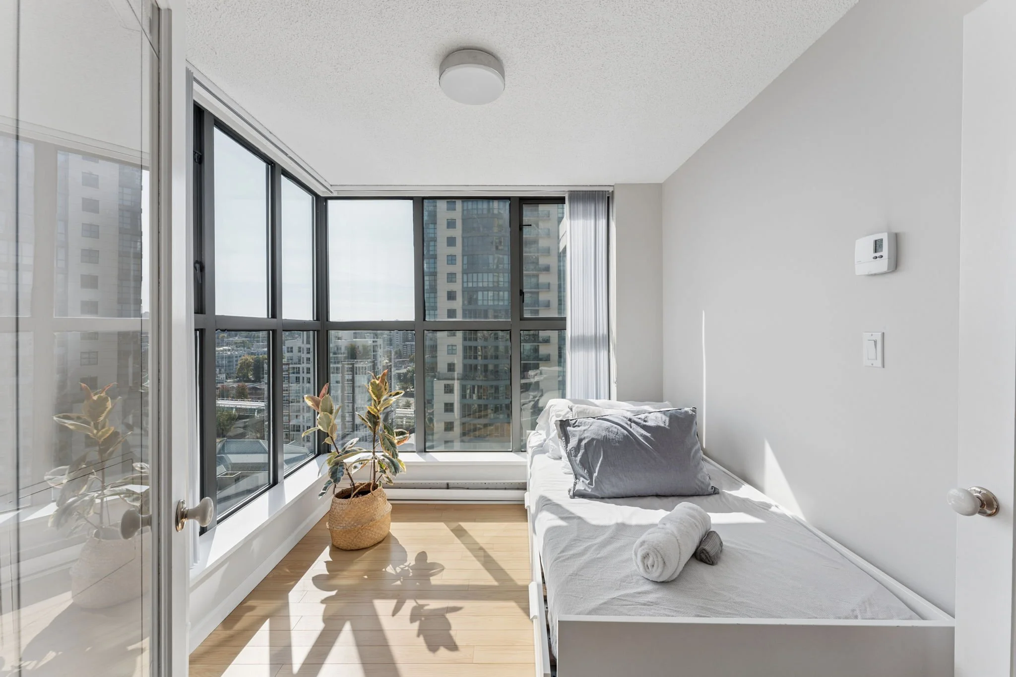 25-web-or-mls-1603-1128Quebec_027.jpg