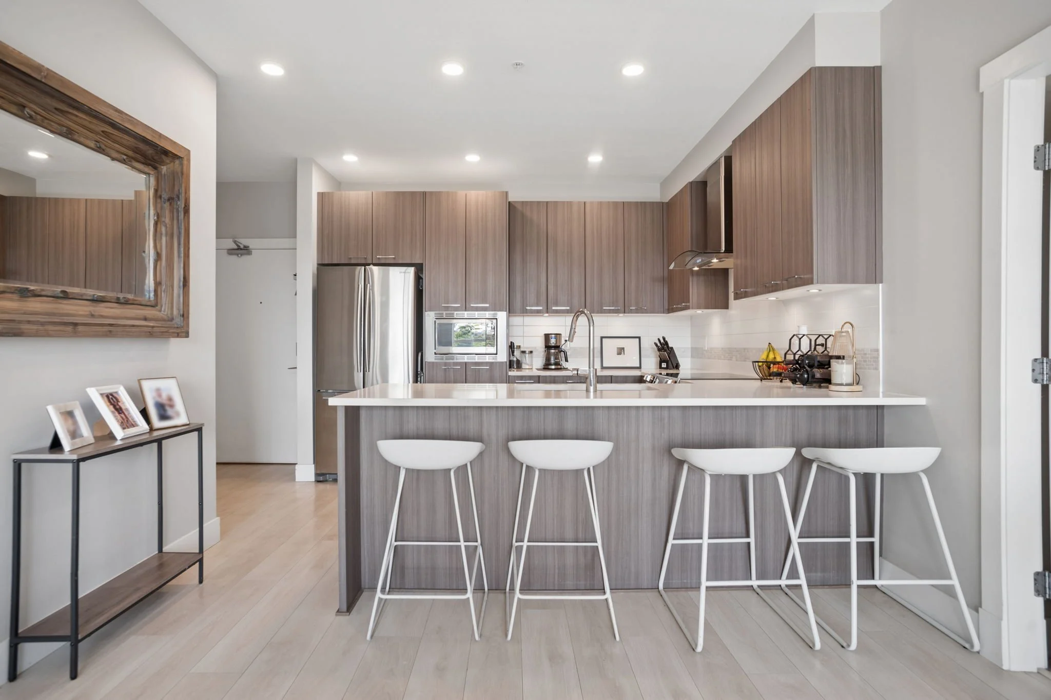 15-web-or-mls-228-4690Hawk_015.jpg