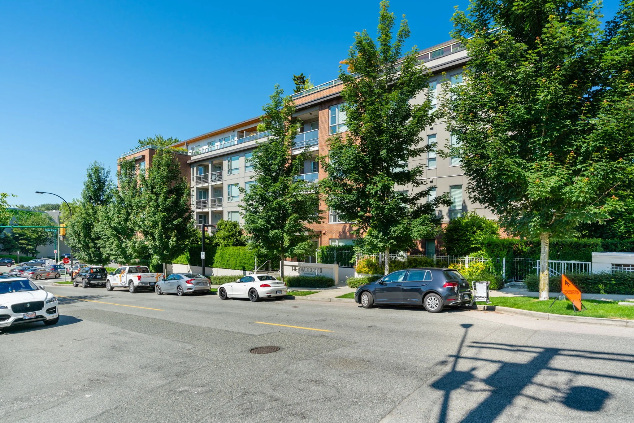 1-web-or-mls-204-1621 Hamilton Ave_001.jpg