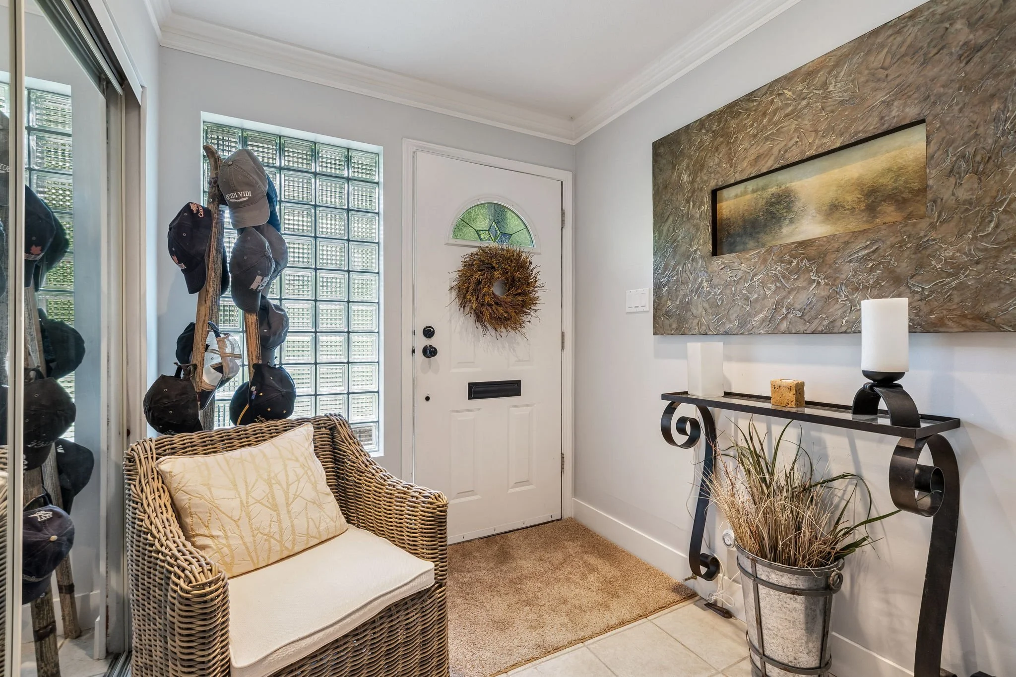 8-web-or-mls-3491 St George Ave_008.jpg