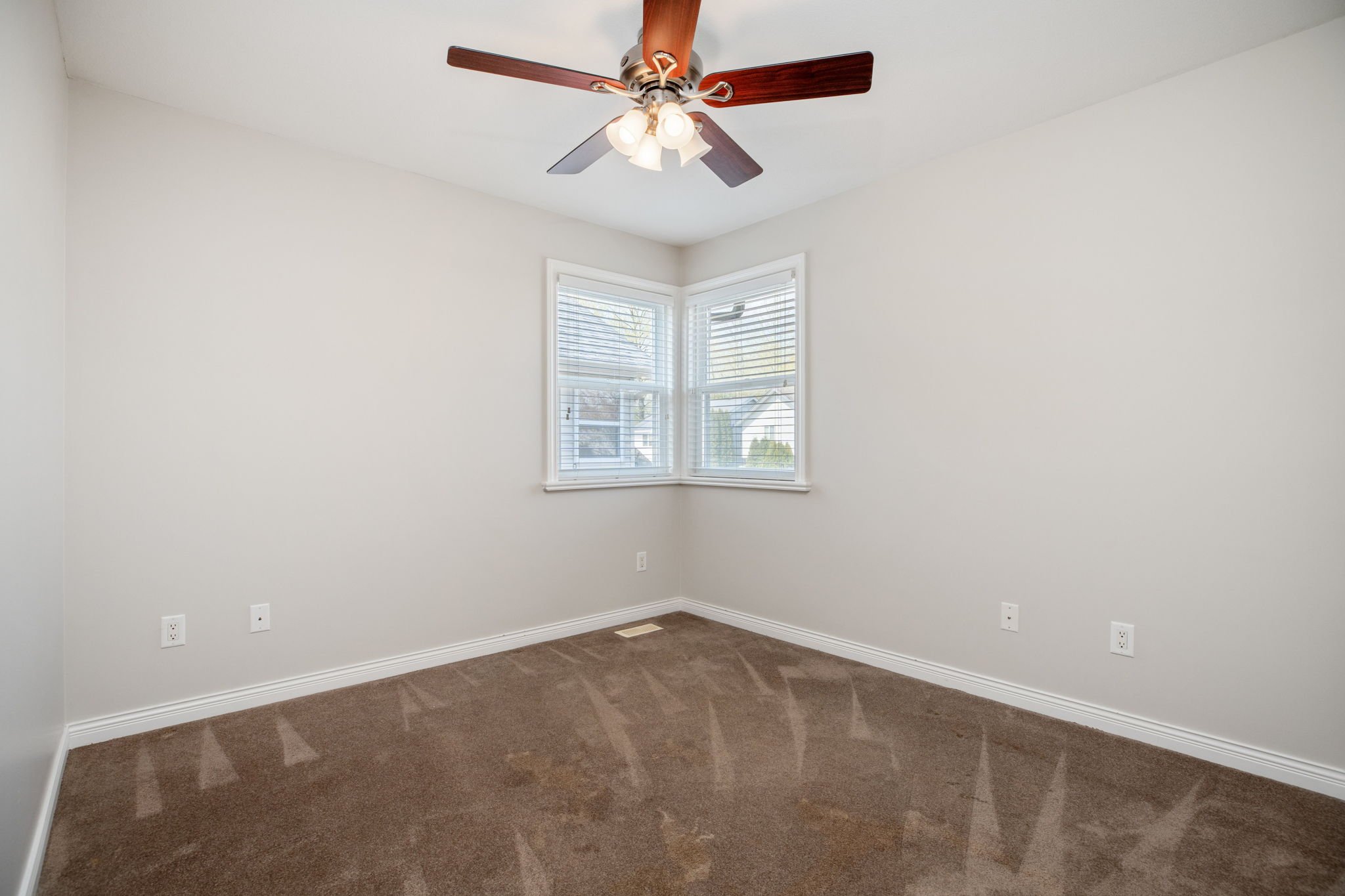 40-web-or-mls-040.jpg