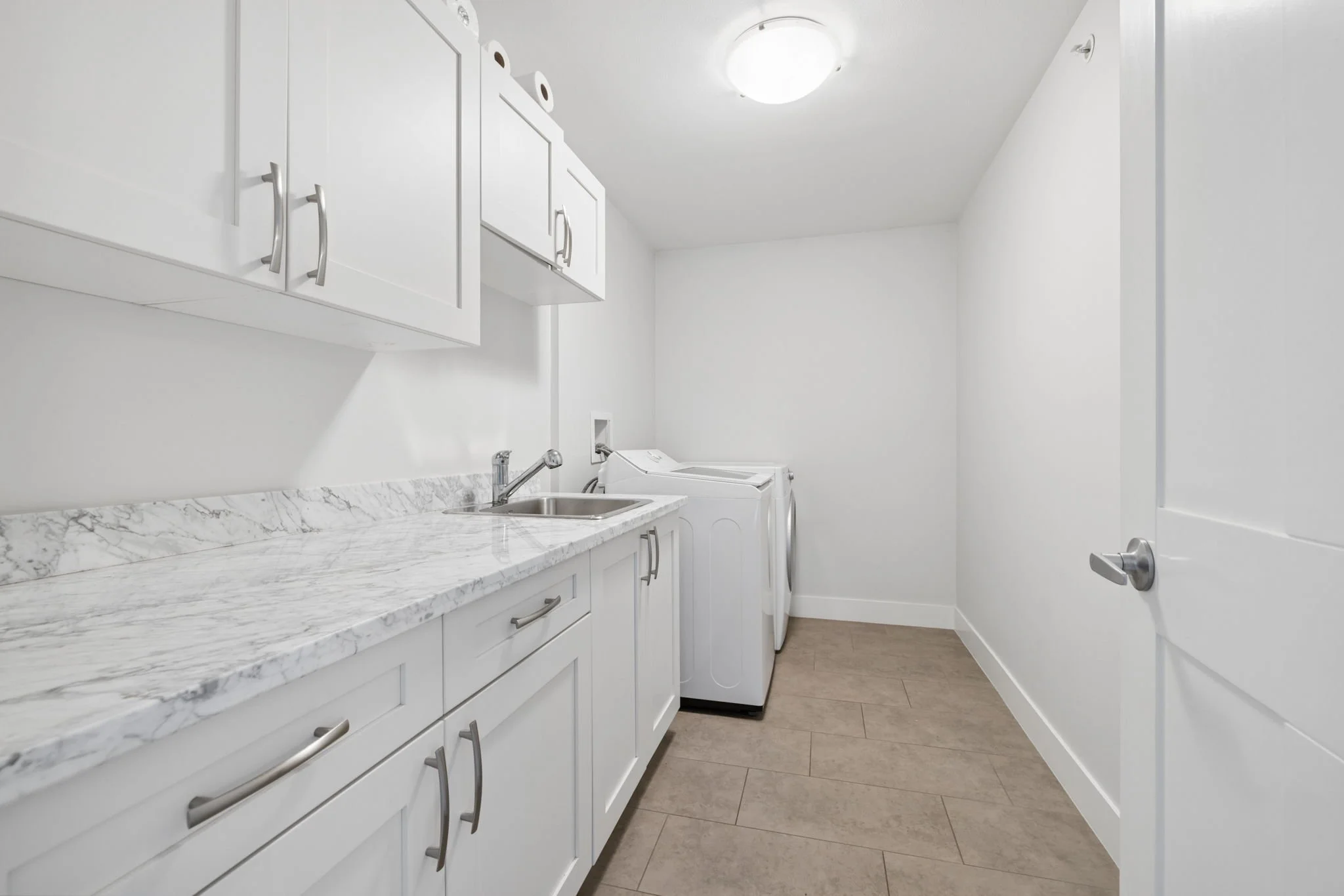 35-web-or-mls-24371104Ave_035.jpg