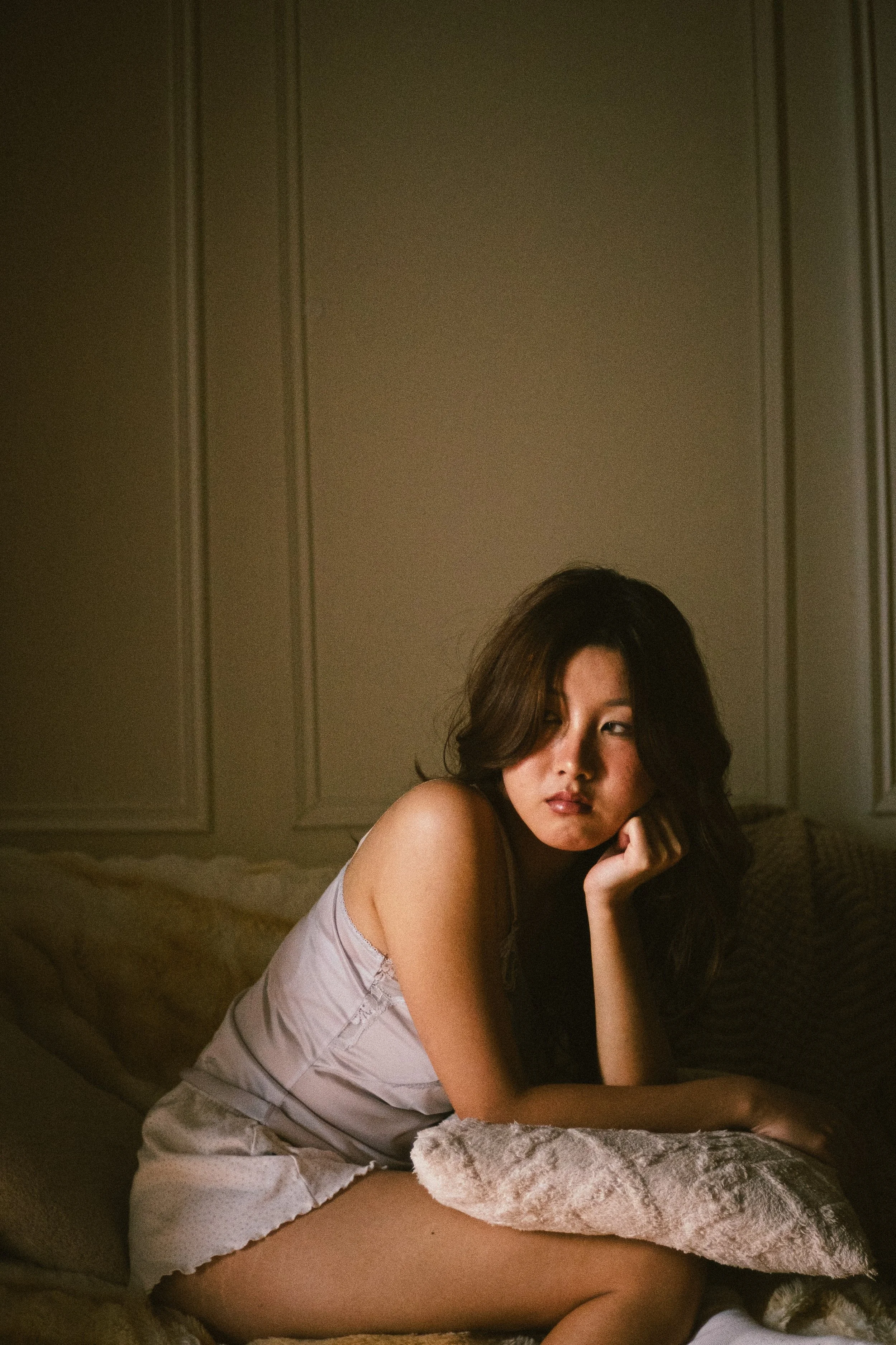 lovlaine - off-hours [Press Photo 13].jpg