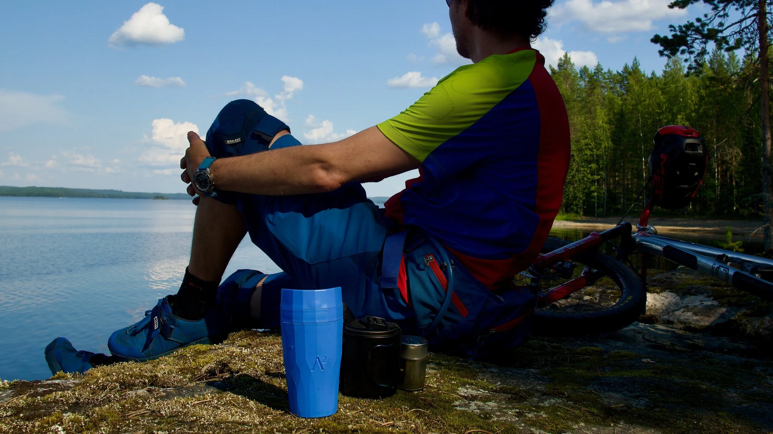 Väki sininen Koli beach look 16:9.jpeg