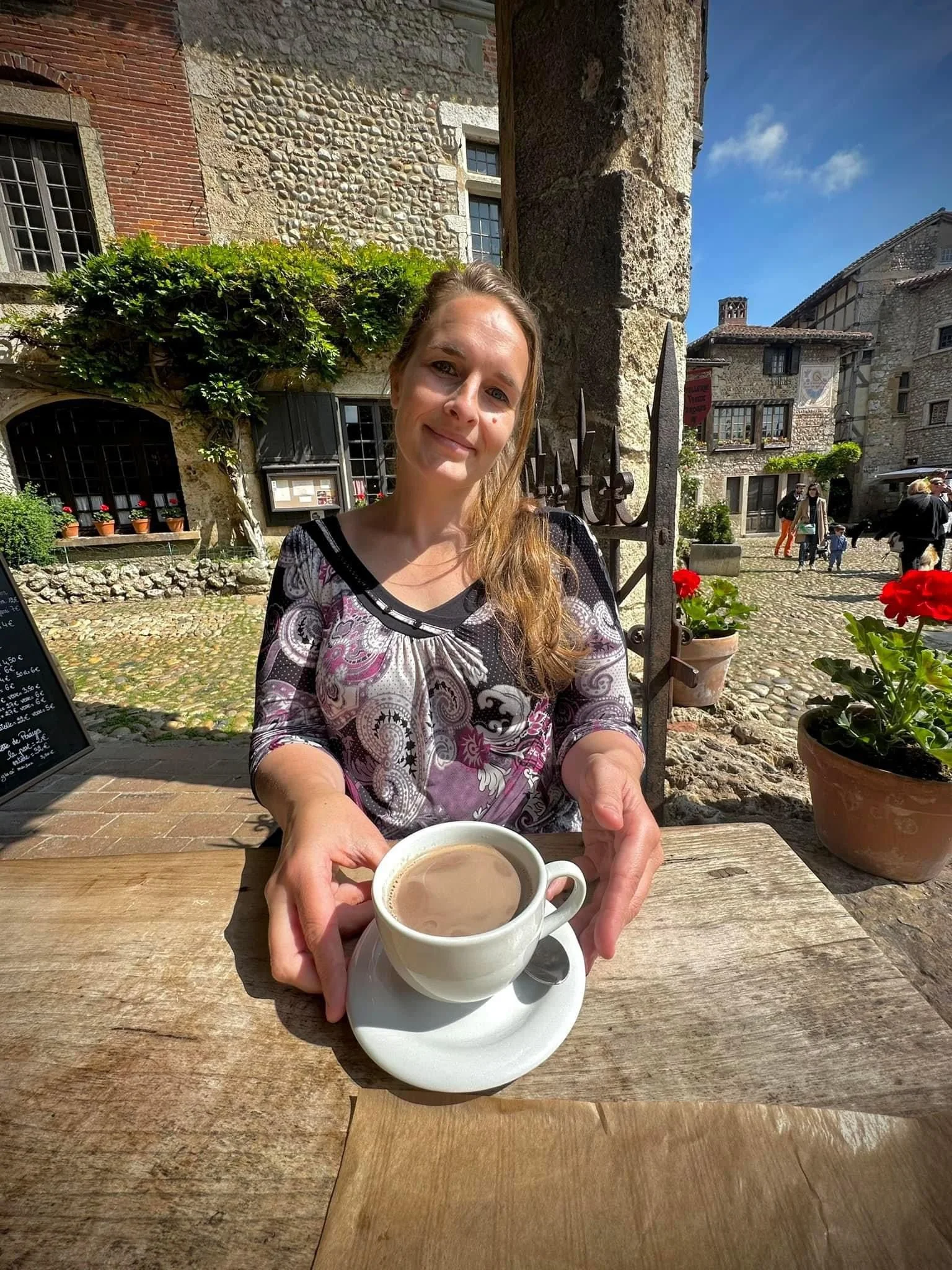 Coffee with Strangers - LeeLee.jpeg