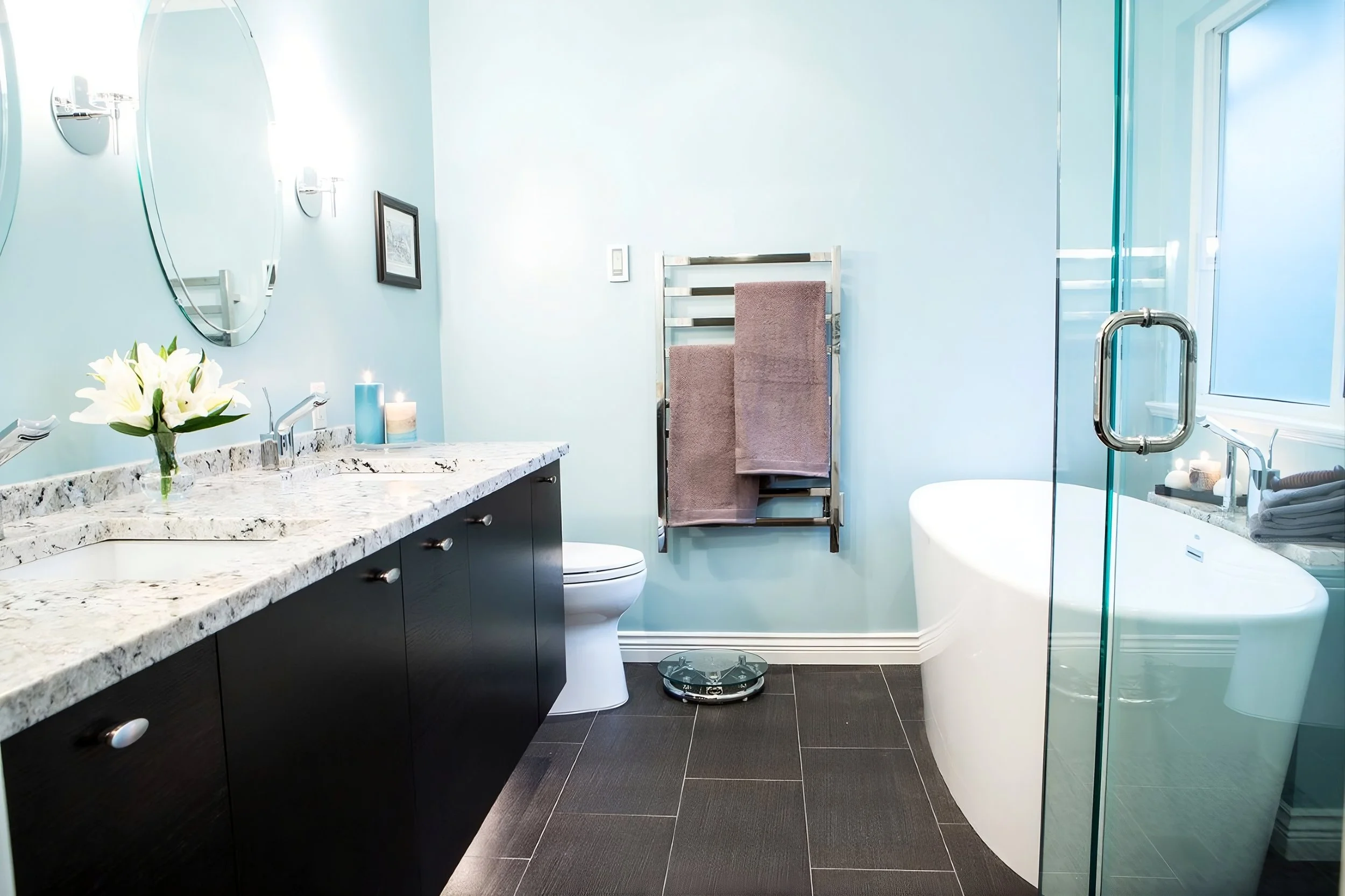 unknown blue bath (4).jpeg