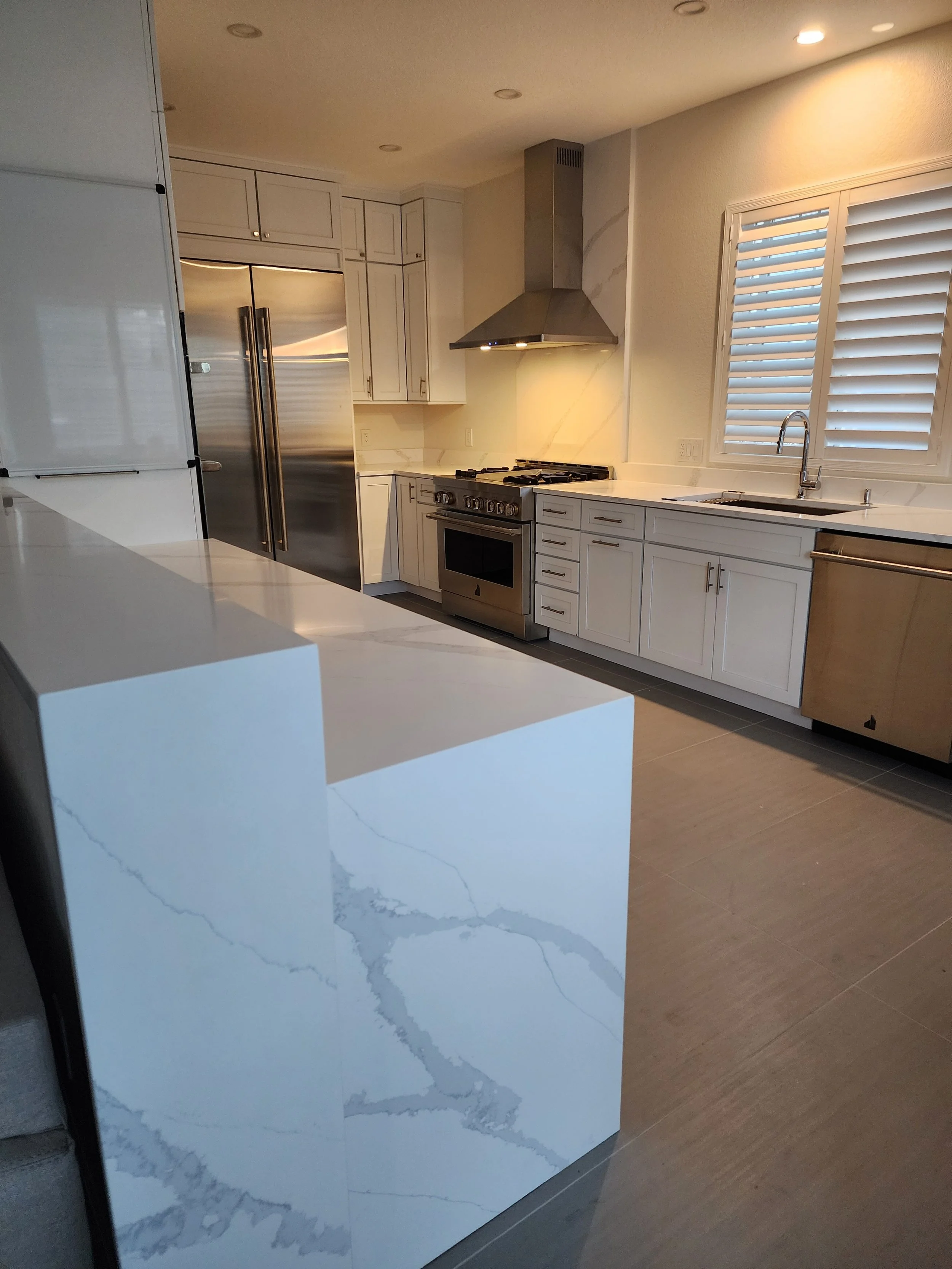 Twin_shores_kitchen (12).jpg
