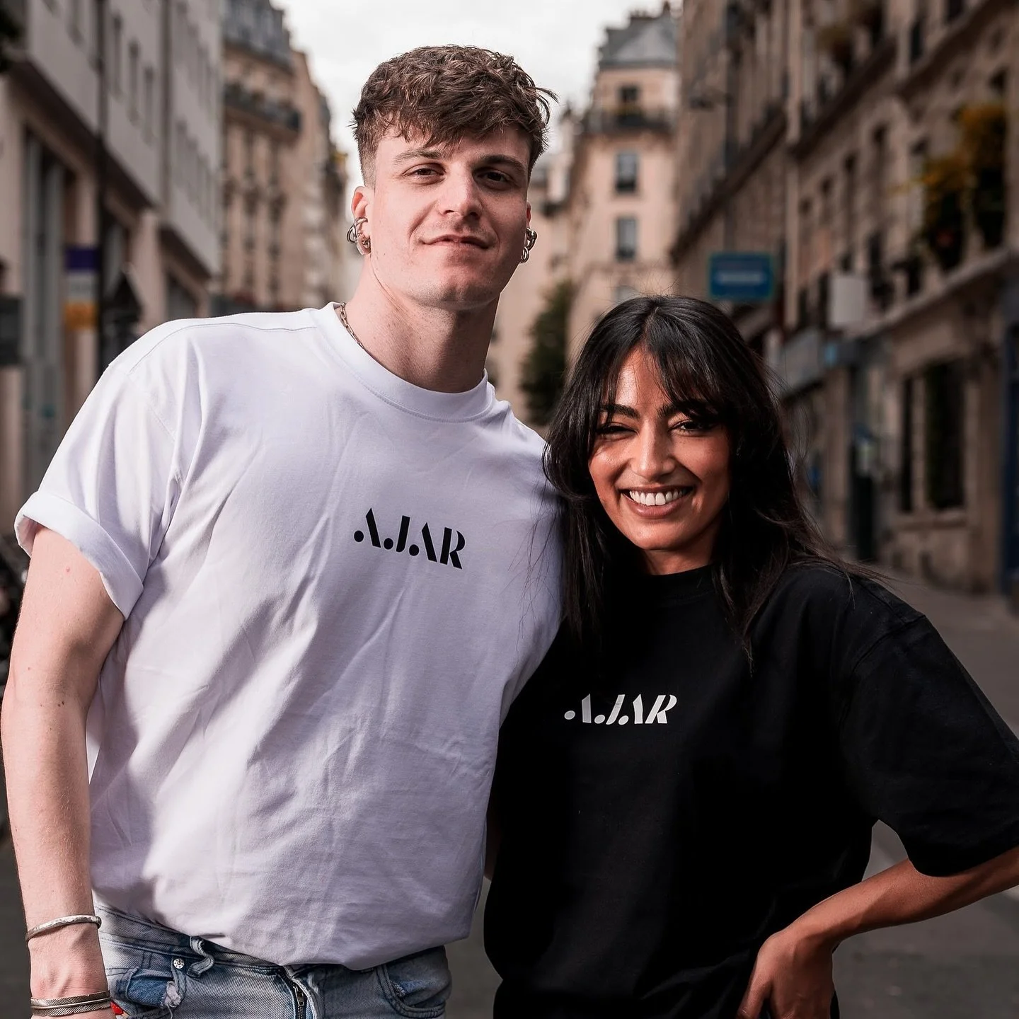 Vous nous demandez souvent quels sont les diff&eacute;rents mod&egrave;les de T-shirts ! Voici tous les mod&egrave;les de la collection TO THE POINT disponibles sur le site internet en pr&eacute;commande 🛒 ~ Taille S &agrave; XXL - coupe oversize un