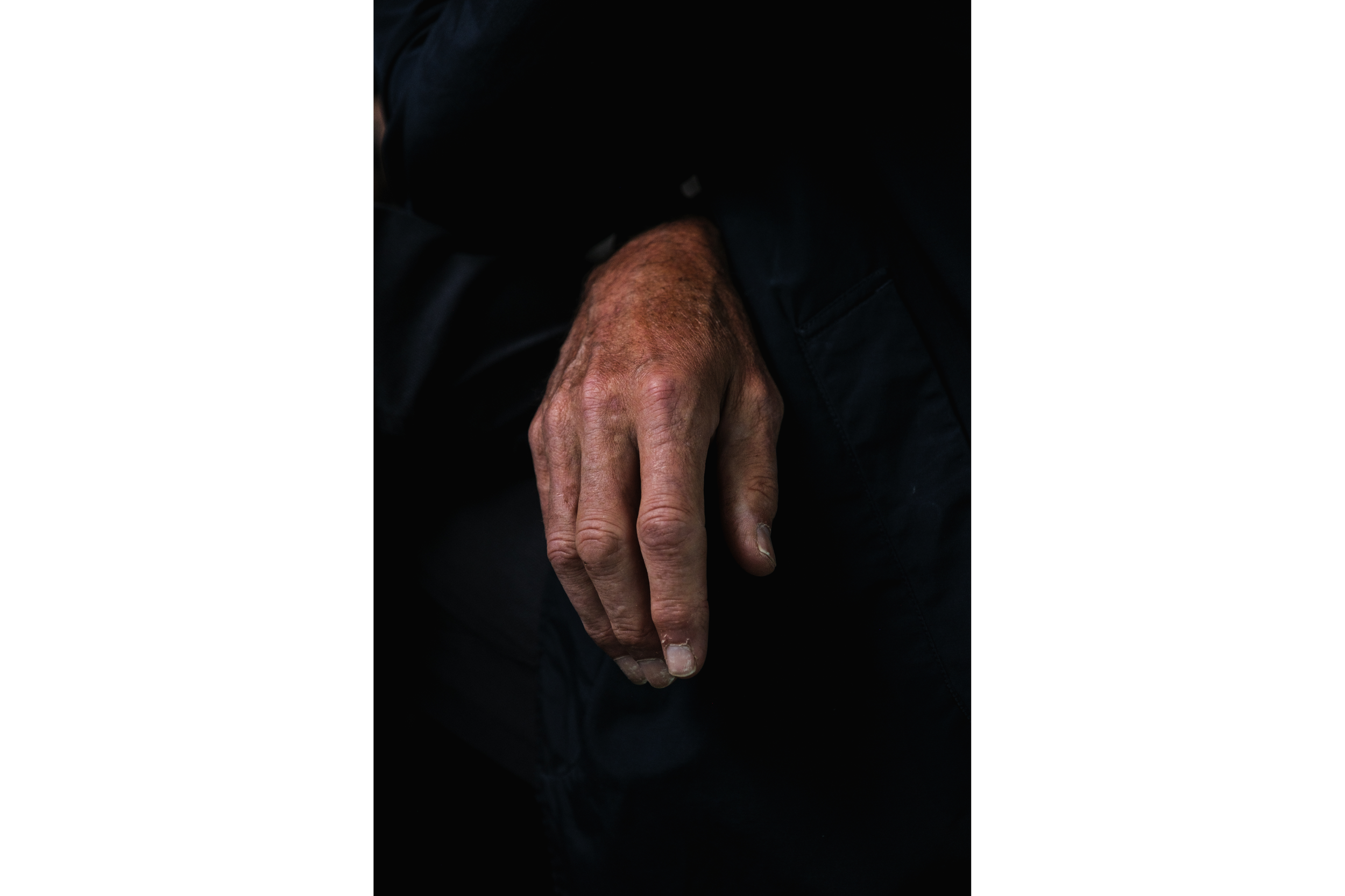 (c) Thomas Van Caeneghem_FACELESS (1 van 2)-3.png
