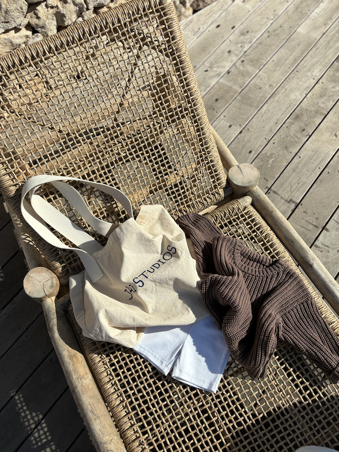 Classic everyday tote bag
