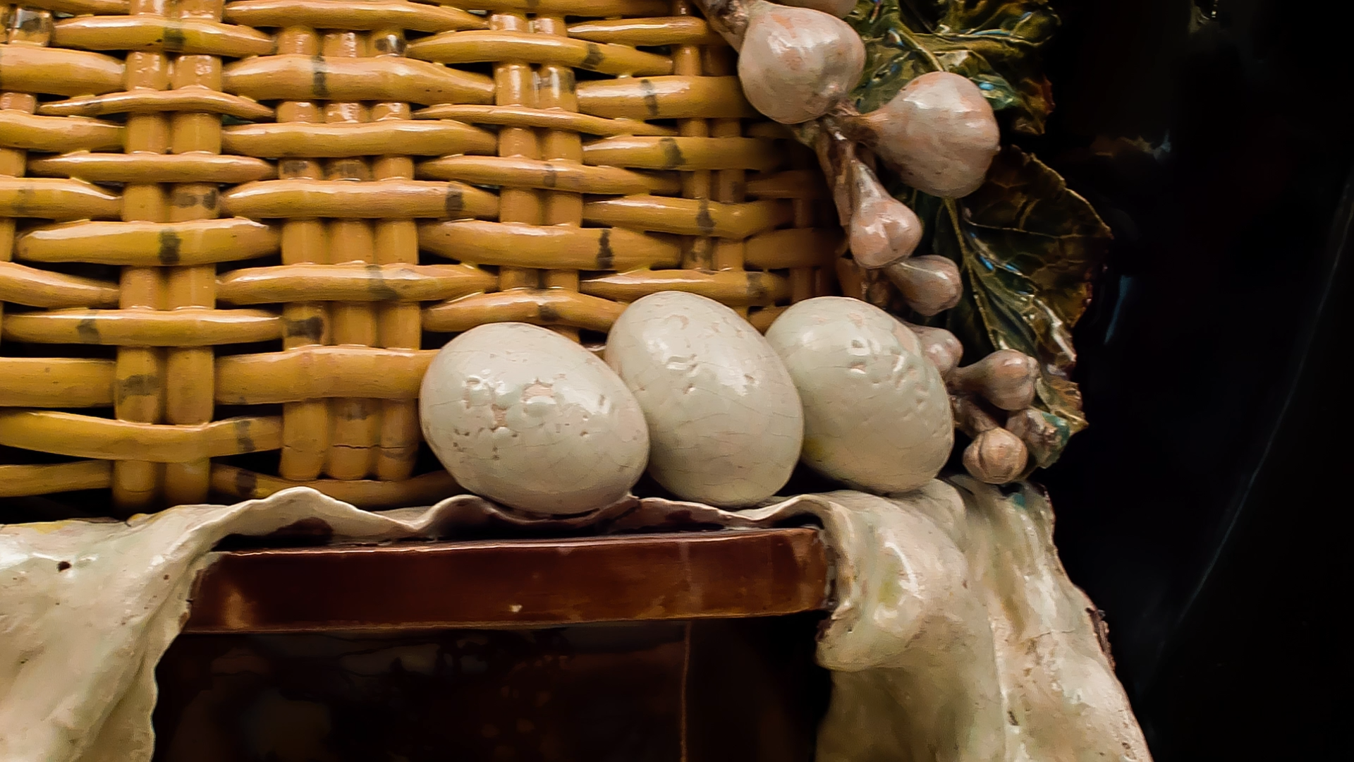 ceramic-in-motion_s2e5.00_00_23_17.Still.png