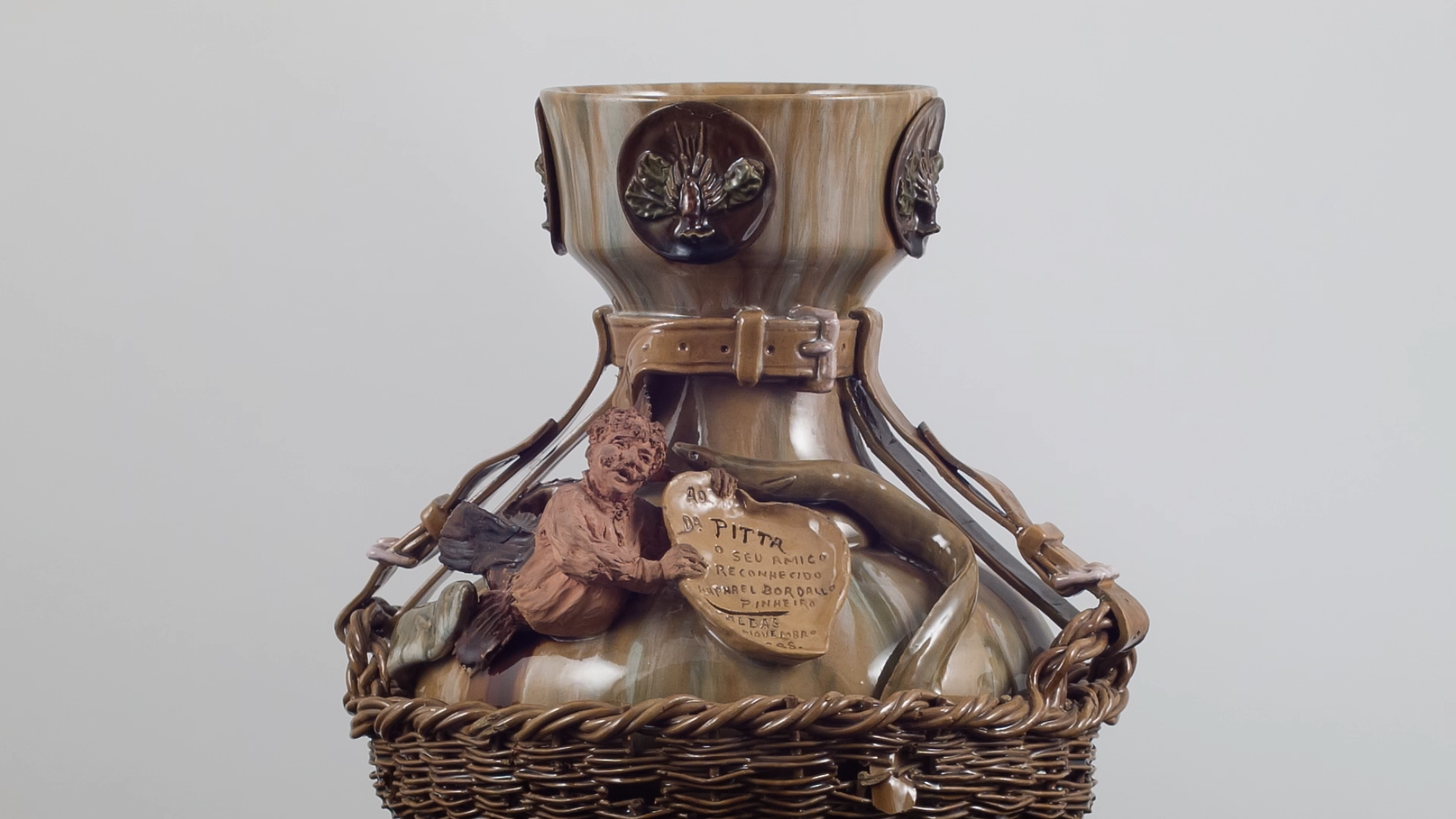 ceramic-in-motion_s1e2.00_00_21_06.Still.png