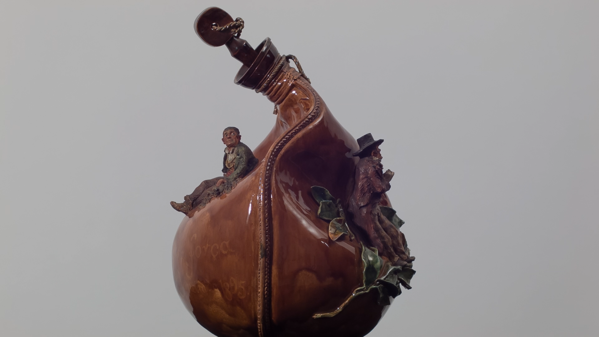 ceramic-in-motion_s1e3.00_00_32_08.Still.png