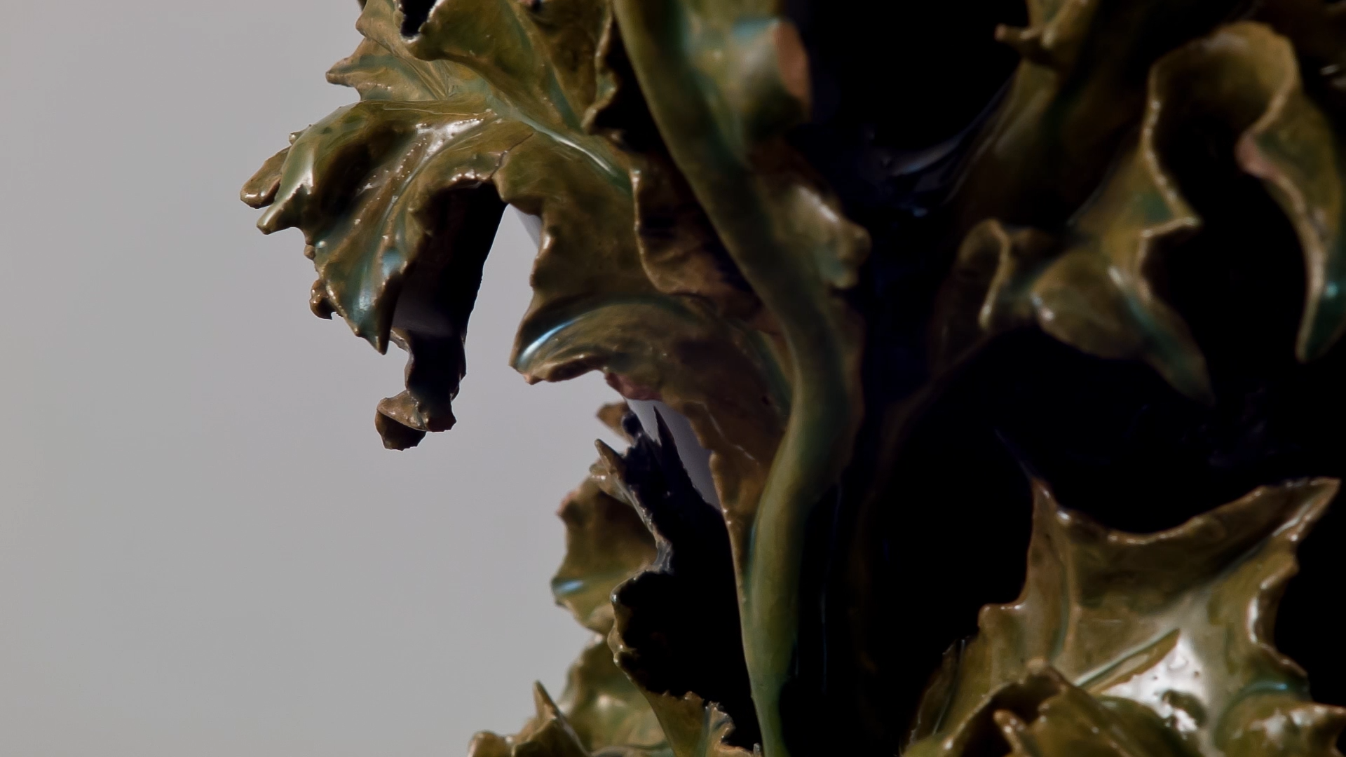 ceramic-in-motion_s1e5.00_00_23_17.Still.png