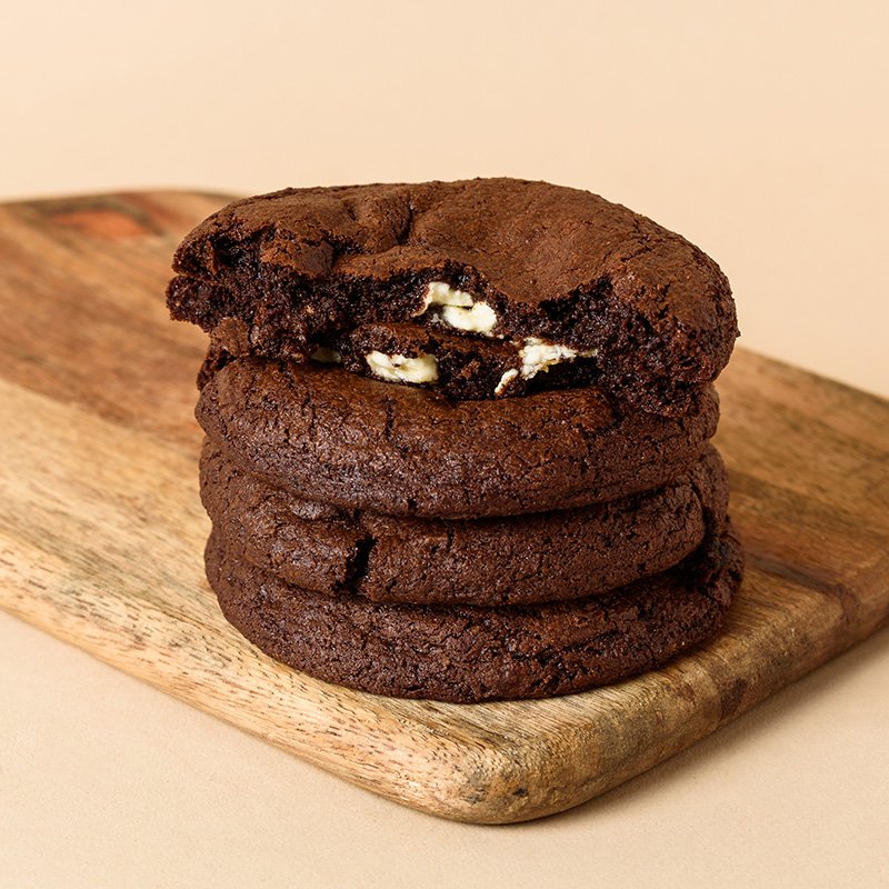 Product-18-chocolate-whitchoc-cookies.jpg