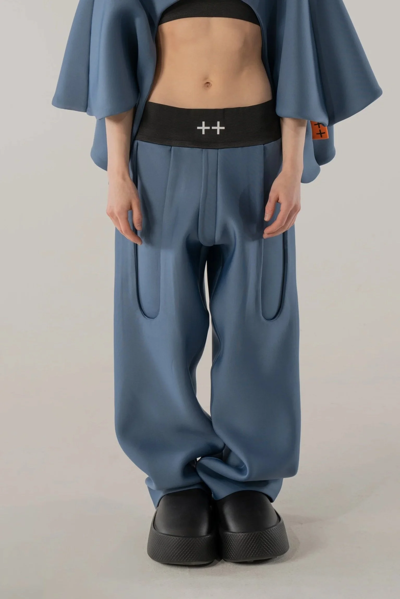 LX2 OVERSIZED PANTS