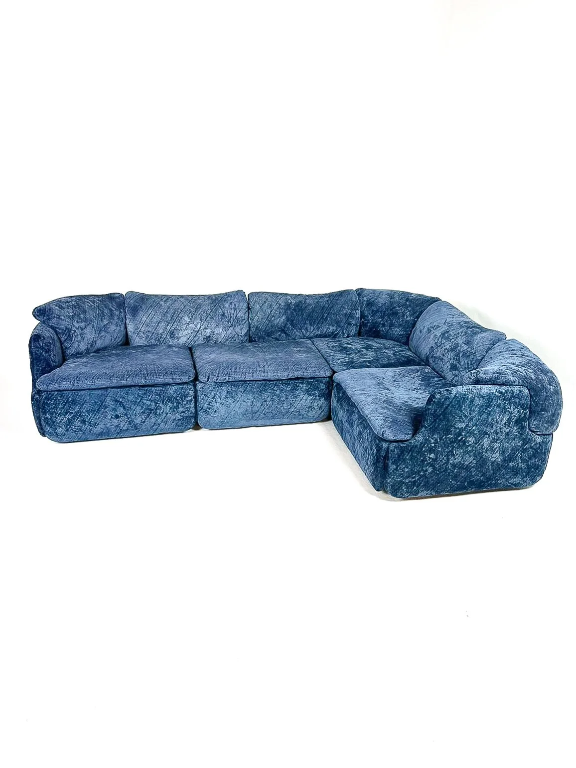 Alberto Rosselli_Confidential_Saporiti_1.jpg