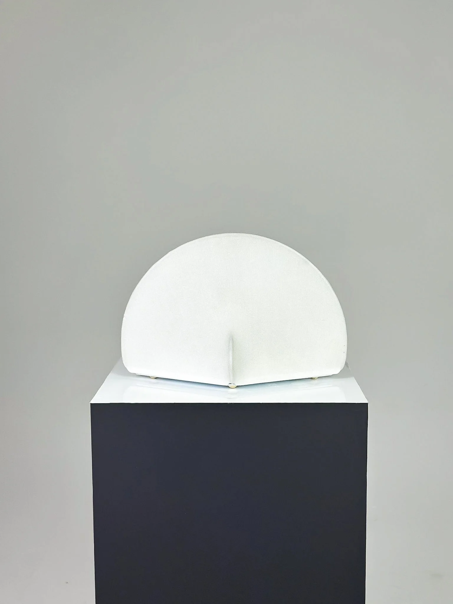 Kazuhide Takahama_Kaori_Sirrah_4.jpg