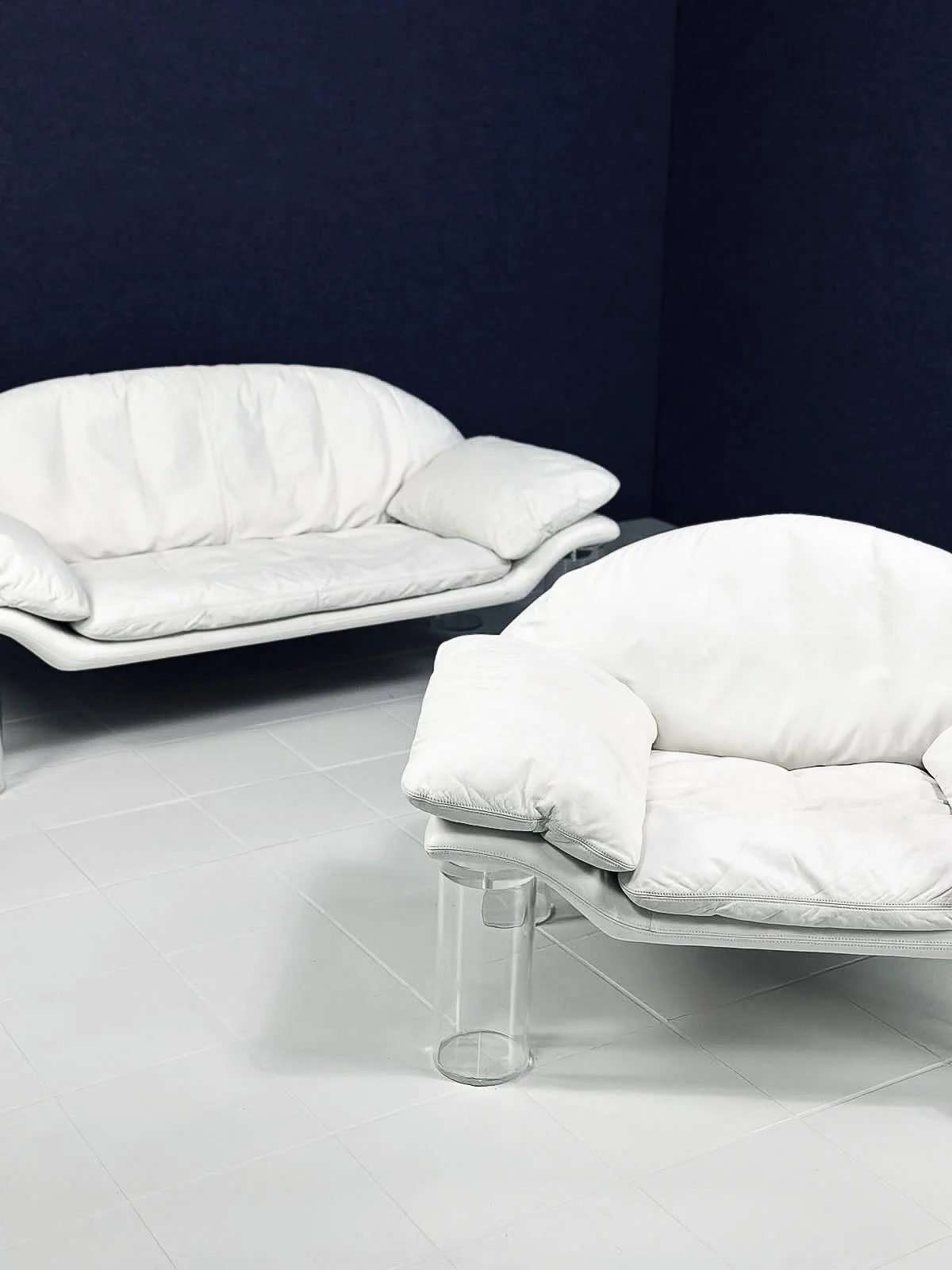 Burghard Vogtherr_Air_Hain & Thome_Sofa#18.jpg