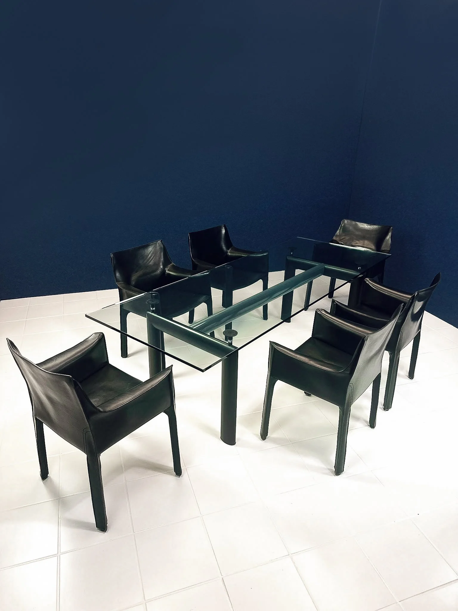 Le Corbusier_Charlotte Perriand_Pierre Jeanneret_LC6_Cassina#31.jpg