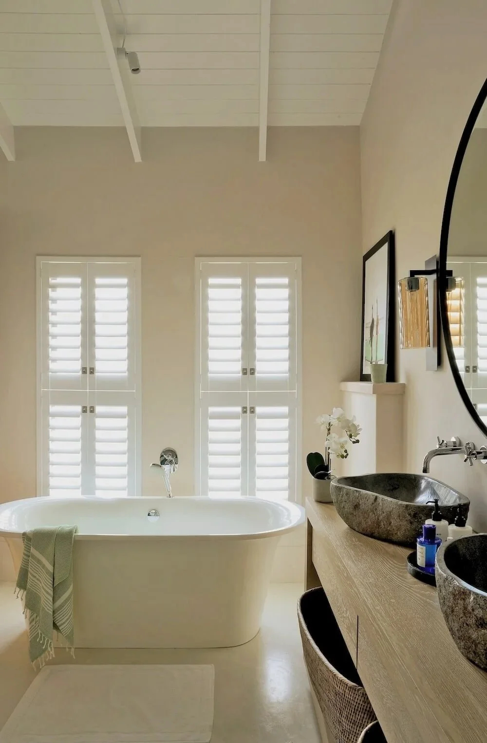 Strandhaus Llandudno Kapstadt, entspannte Einrichtung mit natürlichen Materialien, Badezimmer, Anja Lehne fine interiors