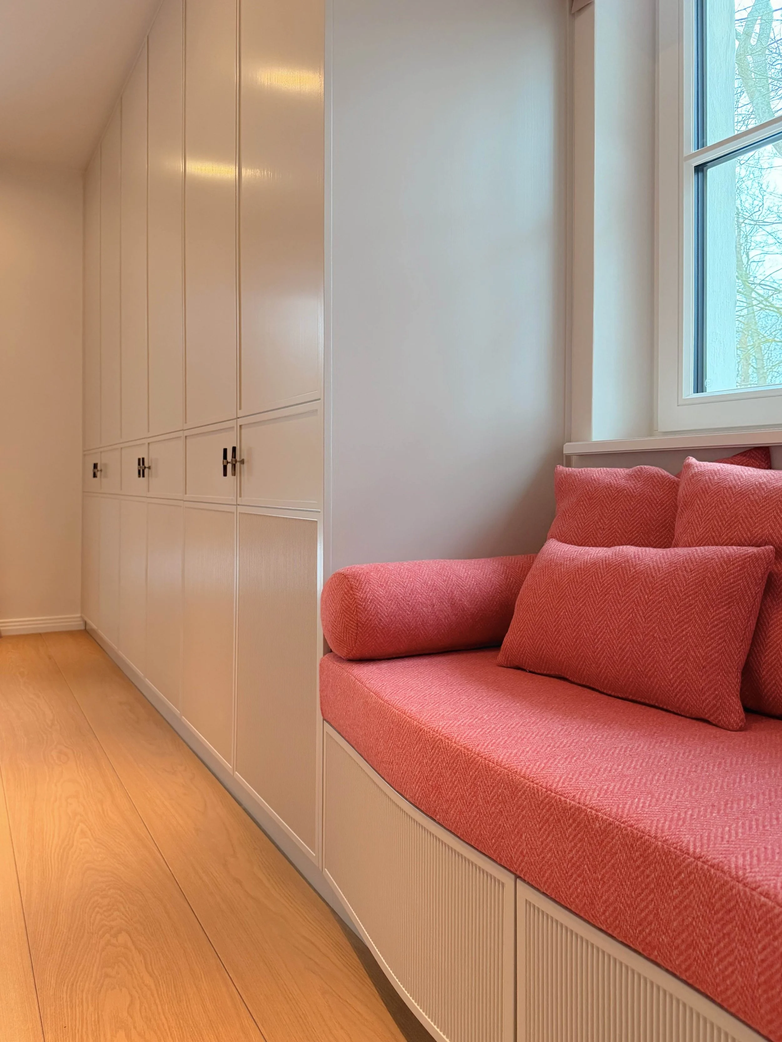 Detail Ankleide - 1_compressed.jpeg