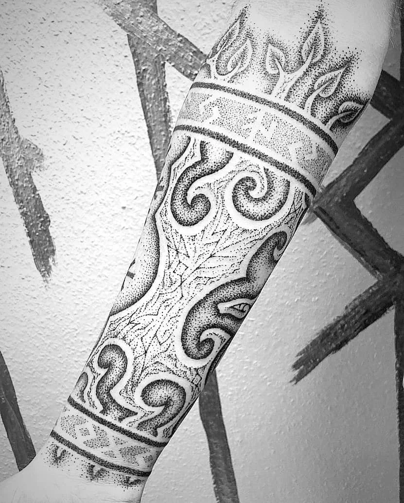 Nordic Dotwork YggDrasil