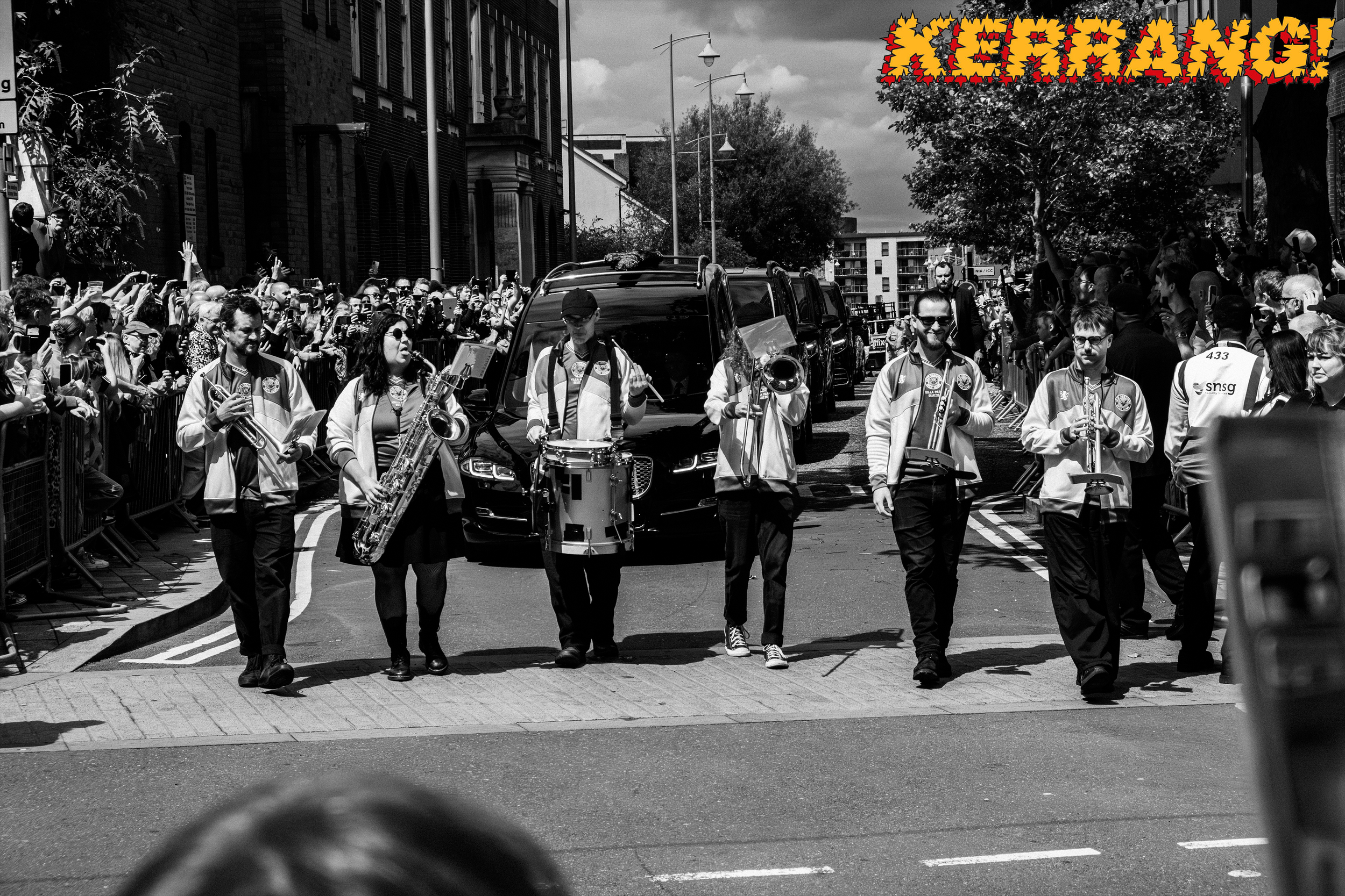OZZY FUNERAL - KERRANG TEARSHEET 04.png