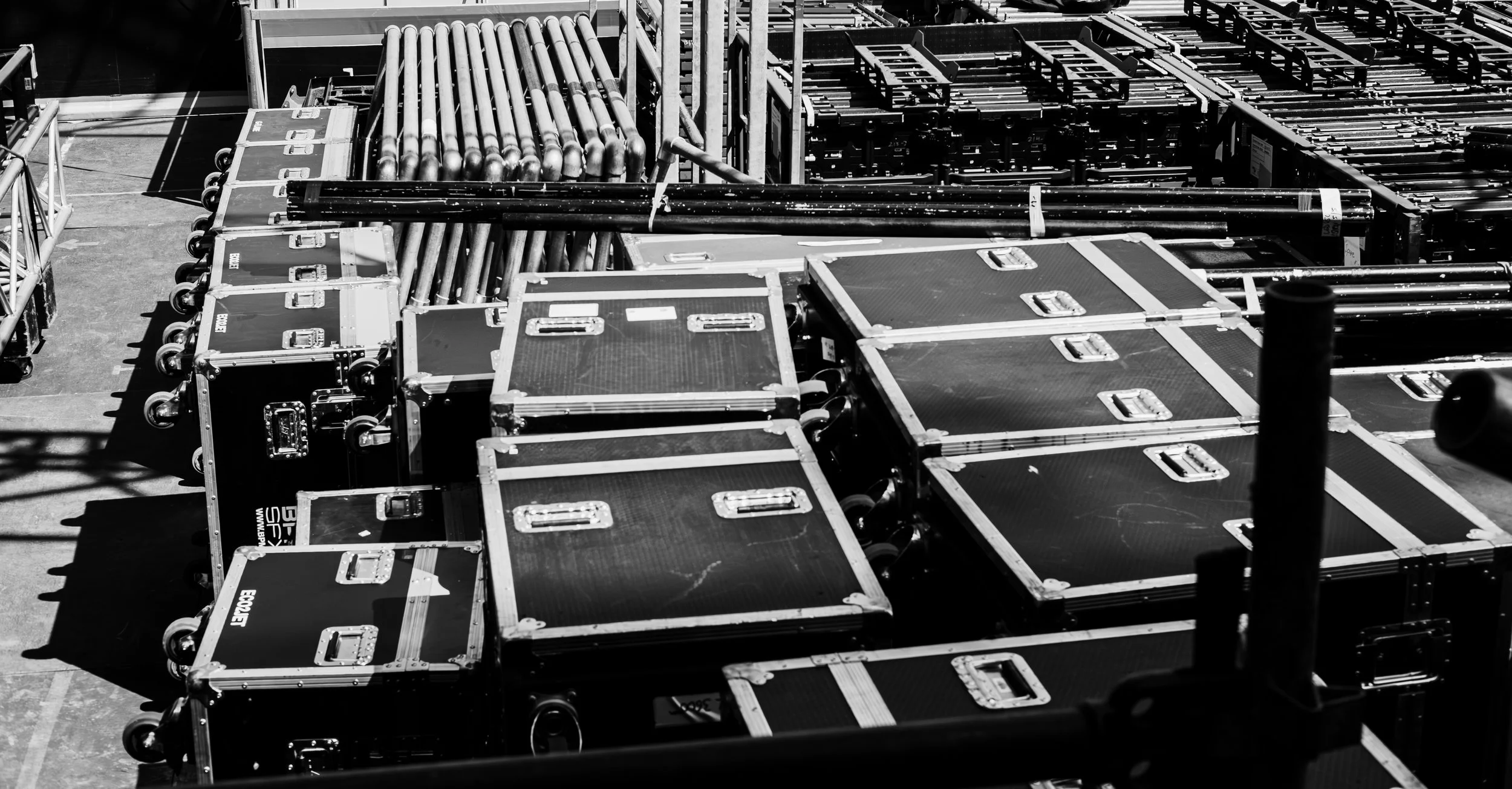 Download 2025 - Flight cases.JPG