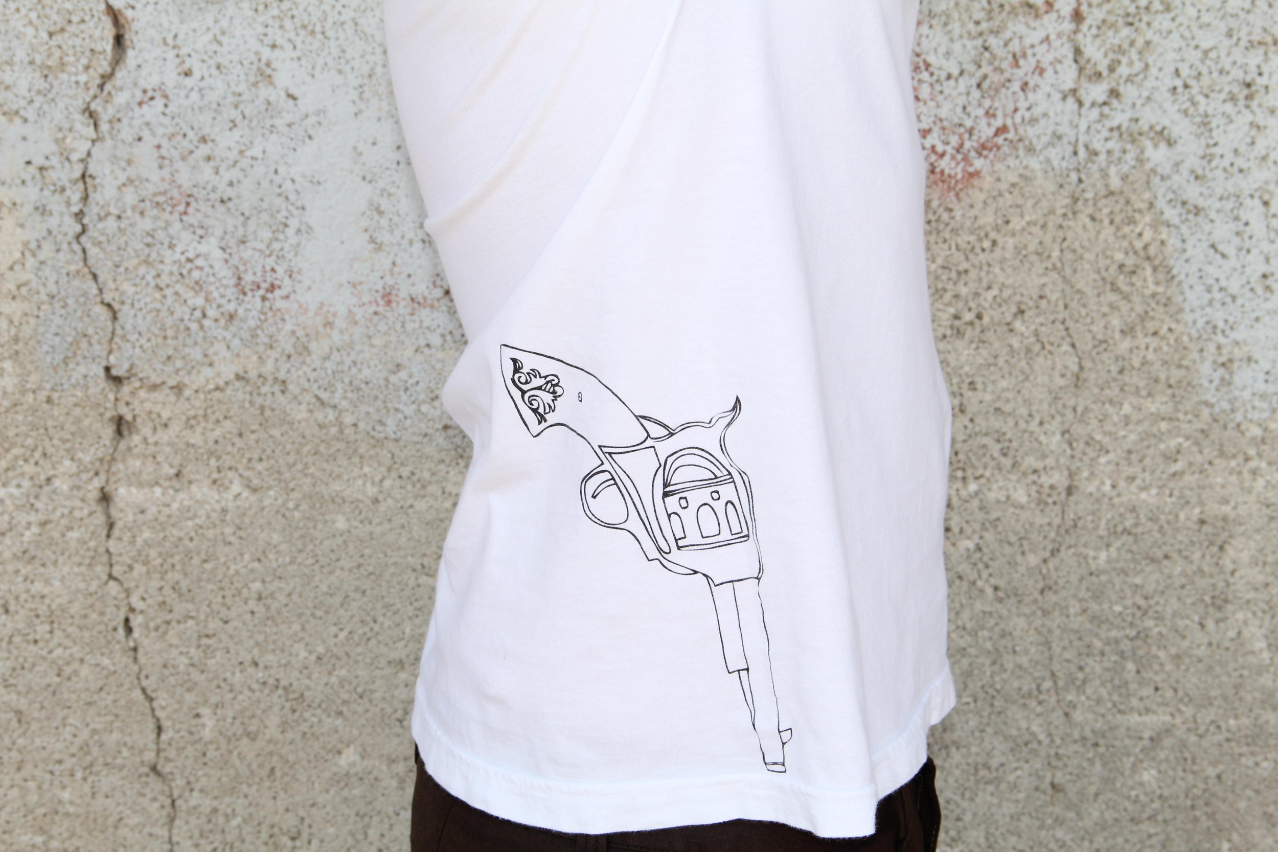 SixShooterV_White_Detail_Resize.jpg