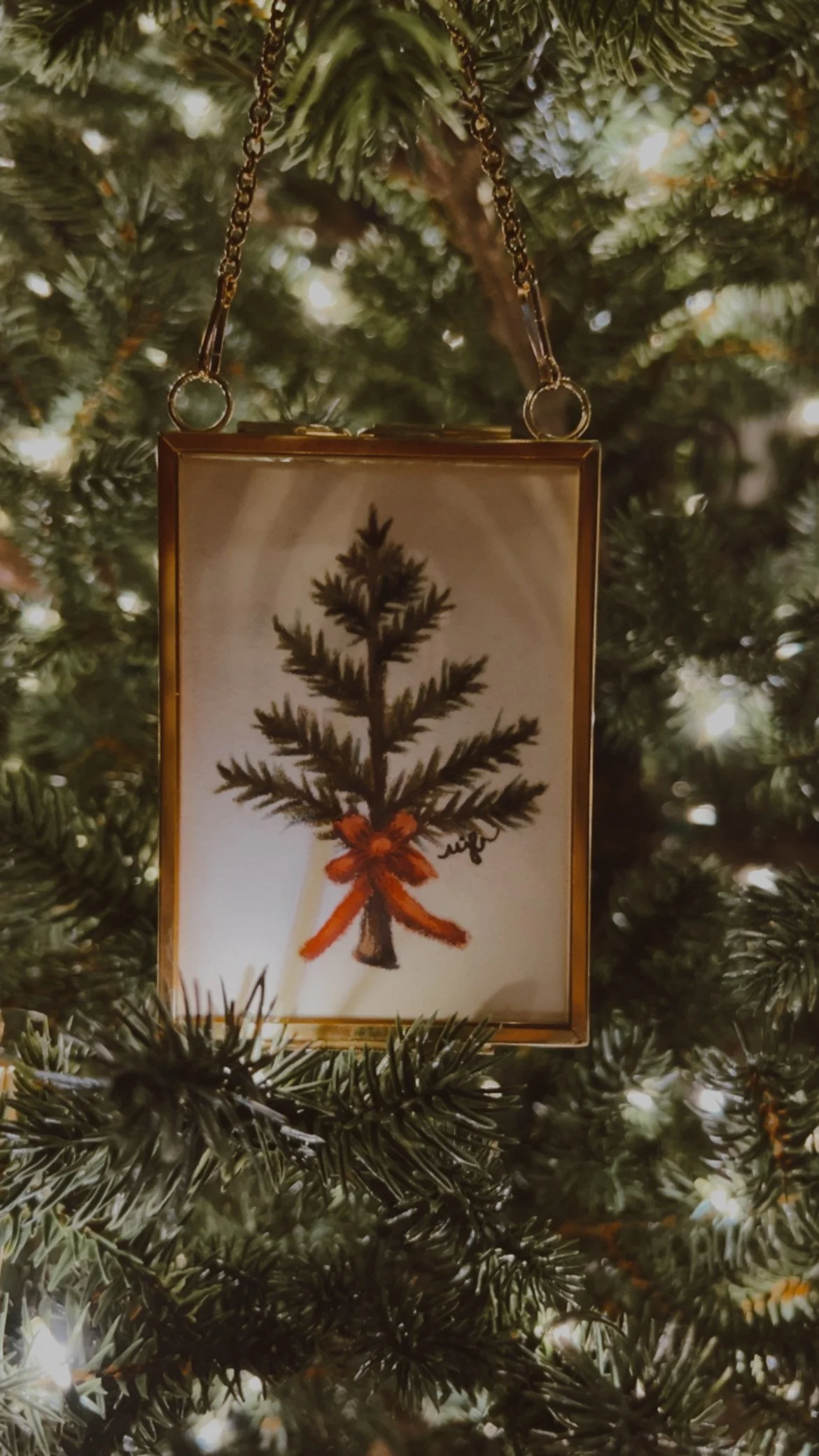 The Evergreen Estate Heritage Ornament Collection No. 7