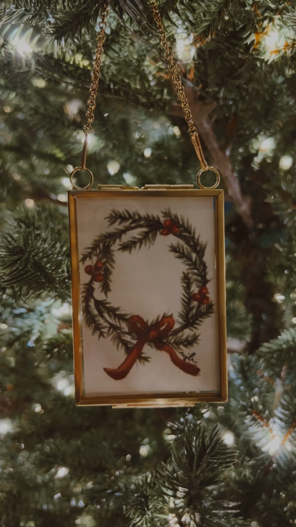 The Evergreen Estate Heritage Ornament Collection No. 4