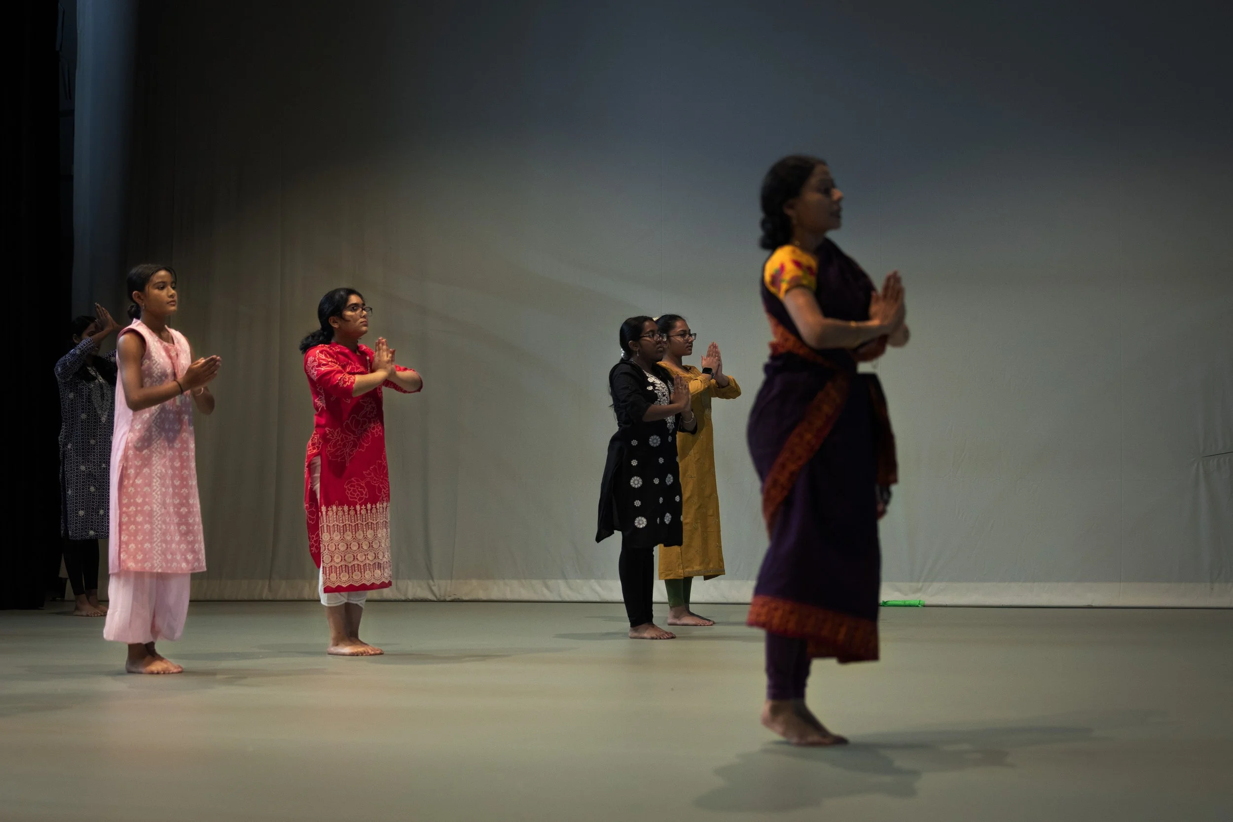 Kaustavi Sarkar teaching in the classroom