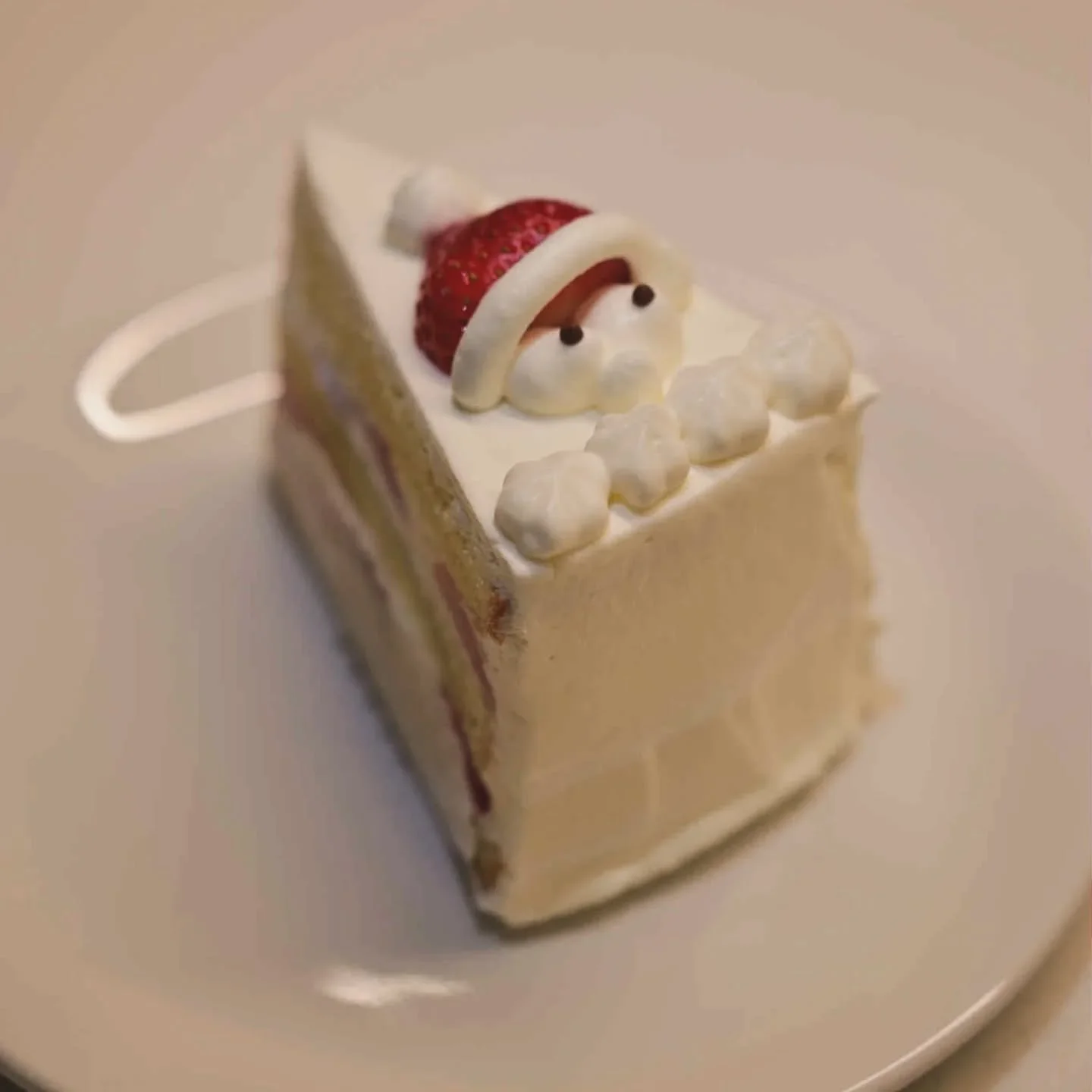 ⚠️Important Holiday Announcement!!⚠️

Maiko's bakery is coming back next week so you can celebrate Christmas the Japanese way: with Strawberry Christmas cake and fried chicken!

Dessert supplies are limited so stay tuned this week for our launch of p