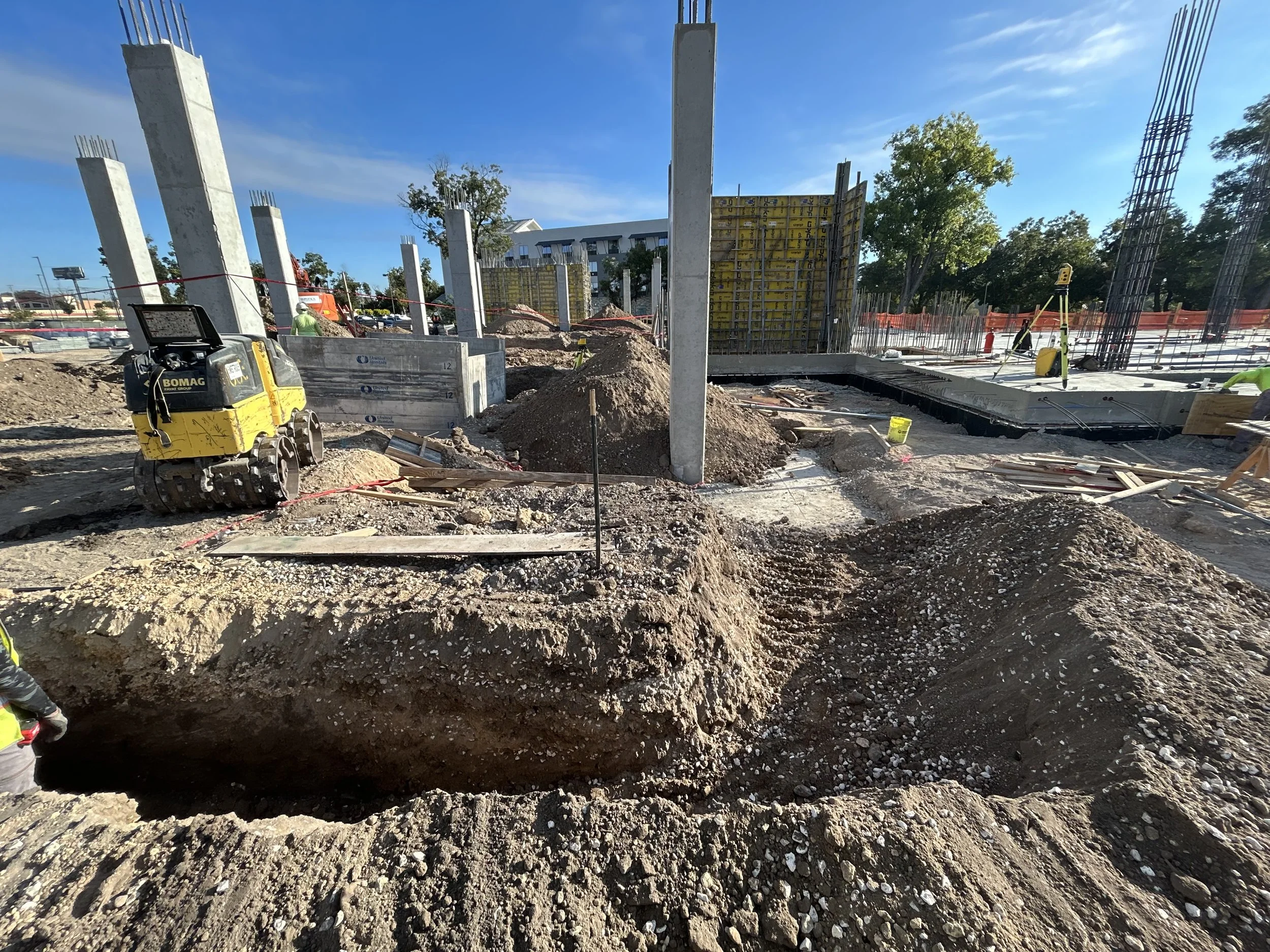 Media 1-76200147-60DA-45E8-B253-AC708393EF3C.jpg