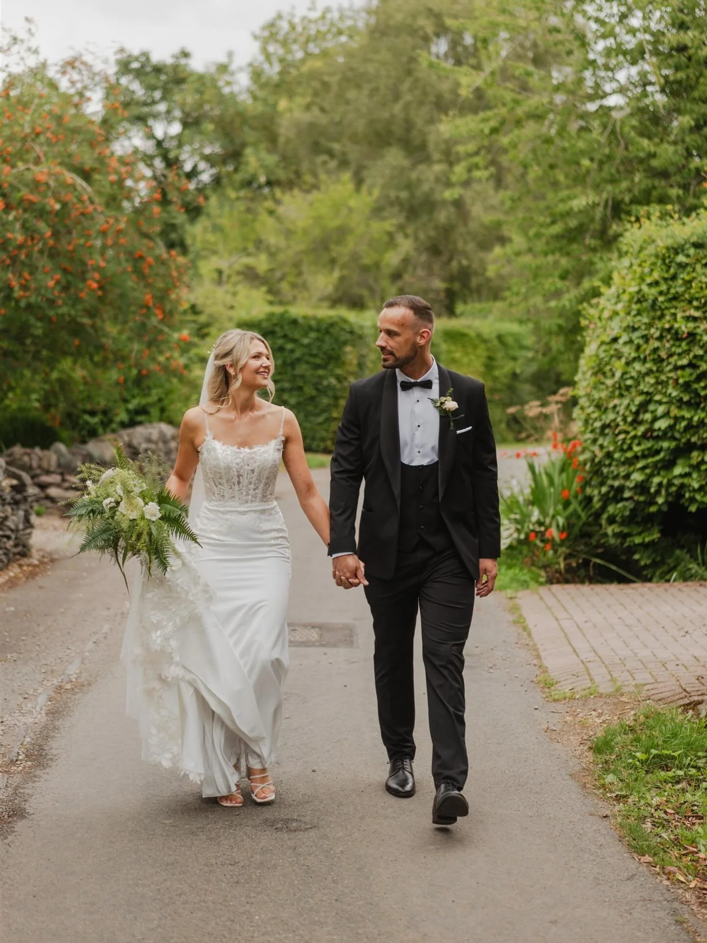 &ldquo;If my bouquet doesn&rsquo;t make me smile like this&hellip; I don&rsquo;t want it&rdquo; 🤍