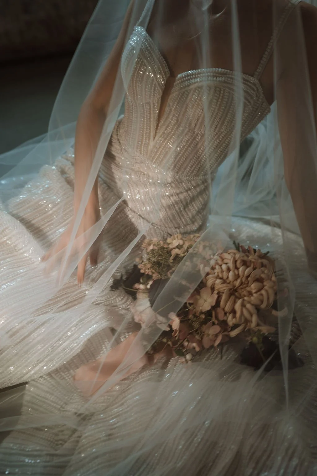 An image of a veil and bouquet